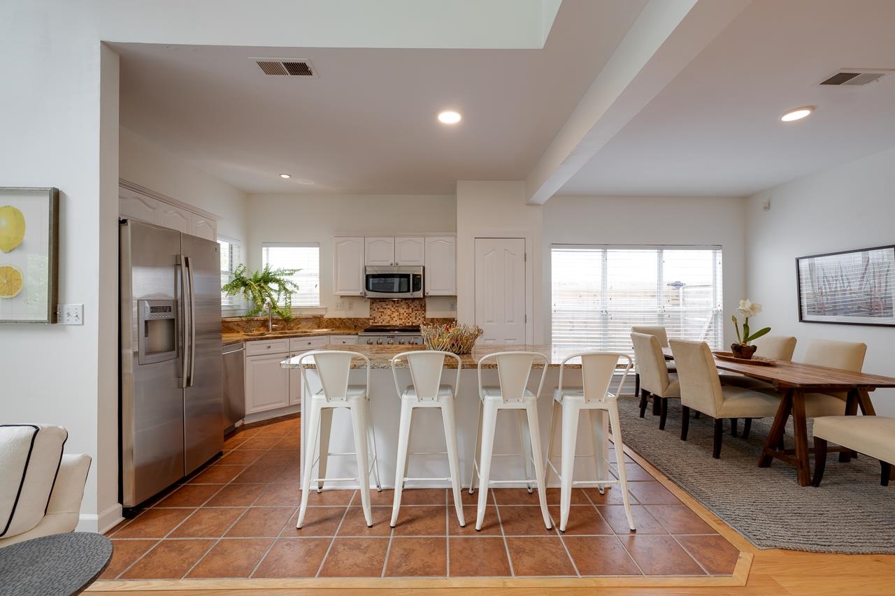 1078 RIVER ISLE DR