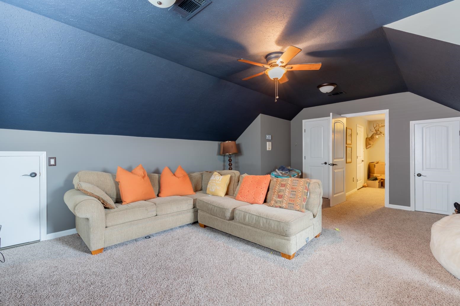 2878 BELGRAVE DR