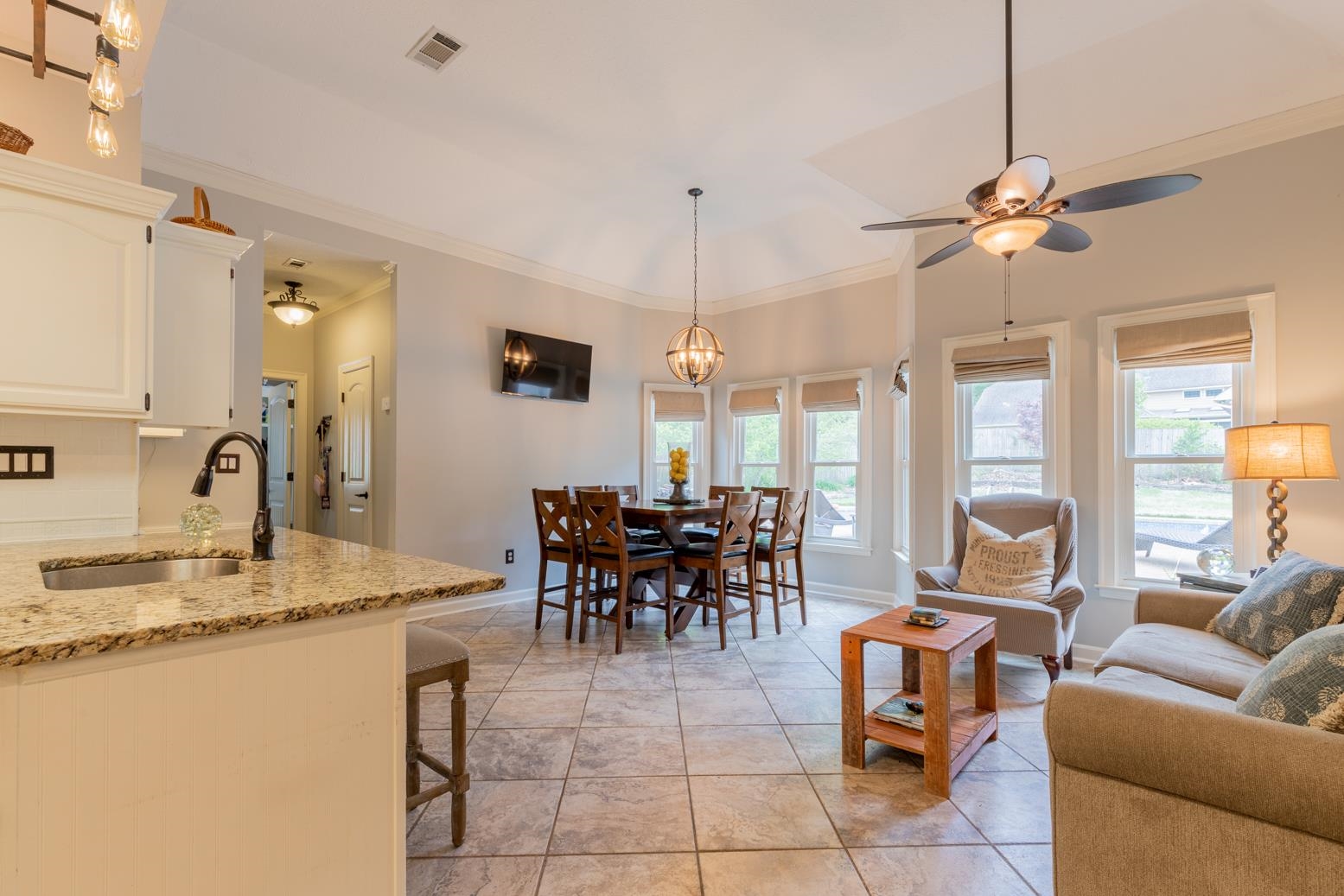 2878 BELGRAVE DR