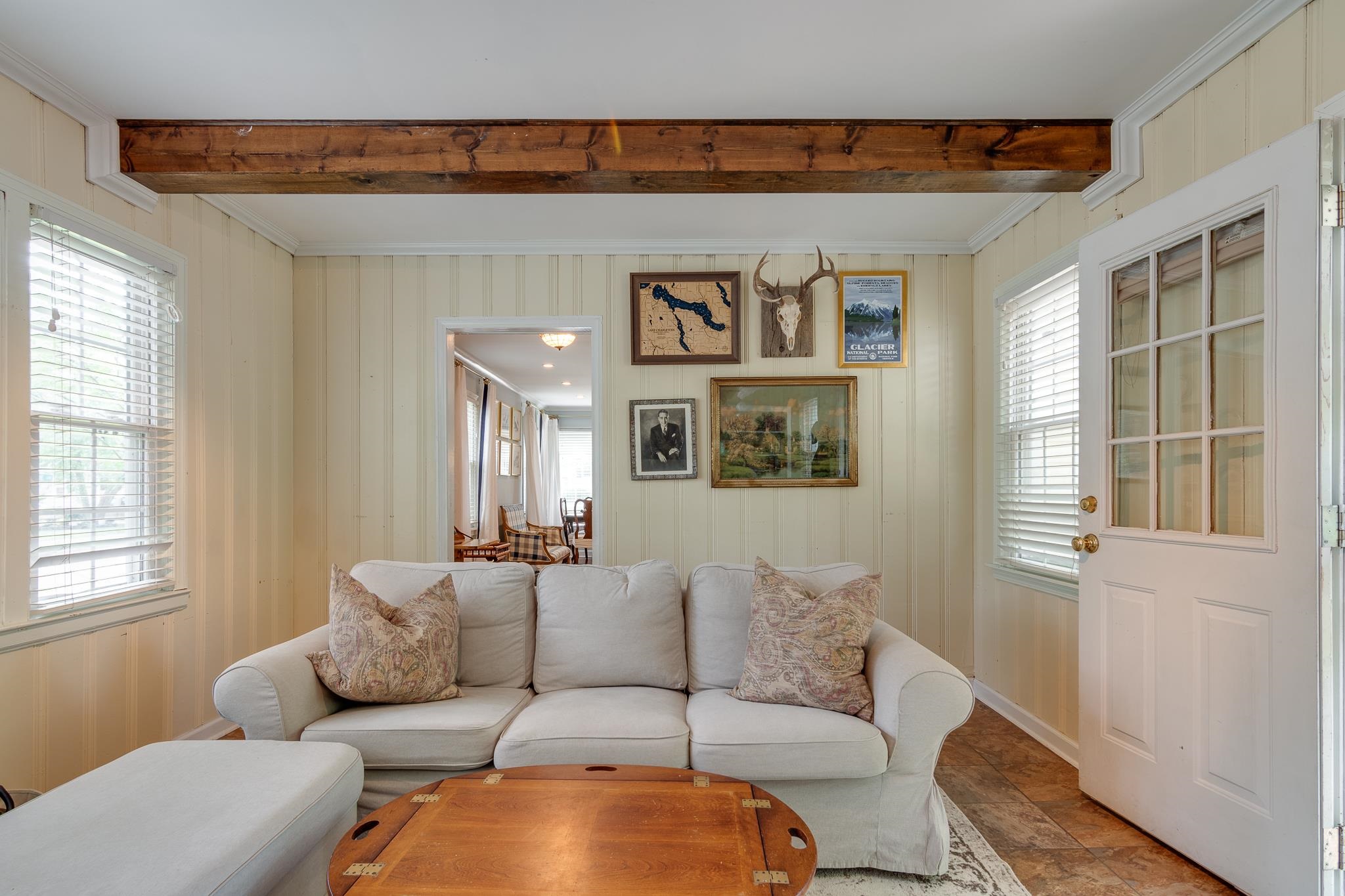 498 MEADE CIR