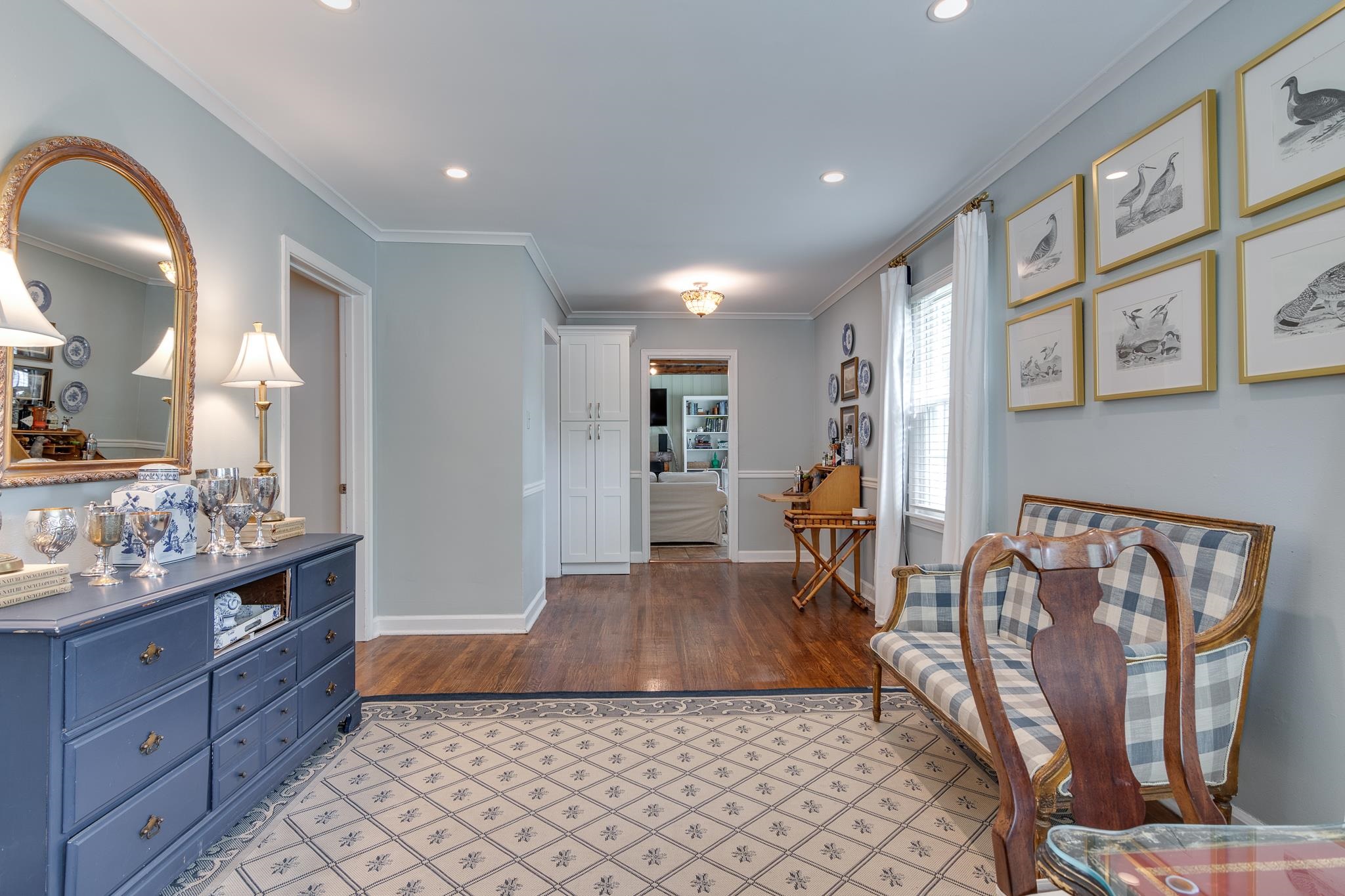 498 MEADE CIR