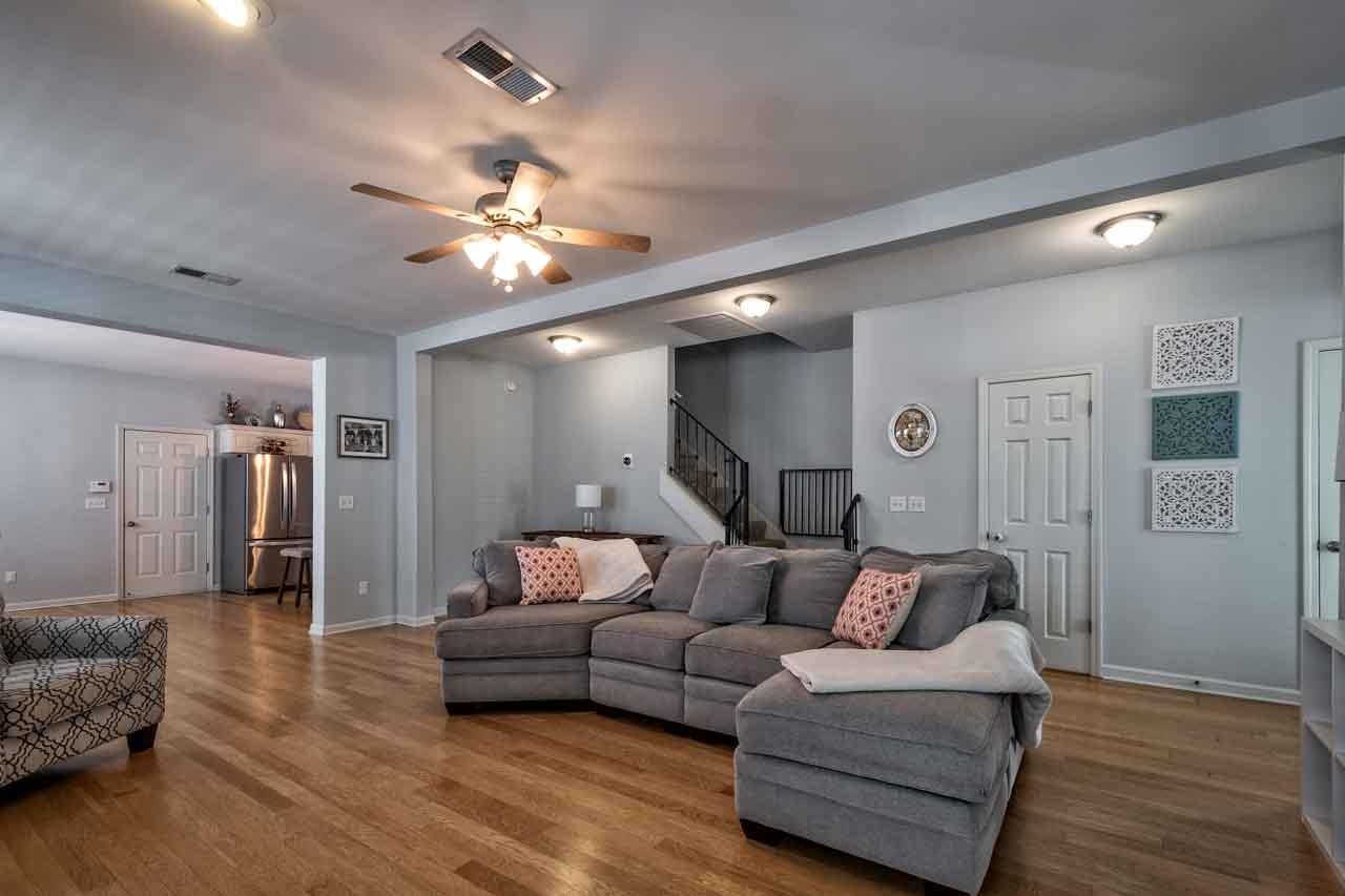 1314 HARBOR PARK DR