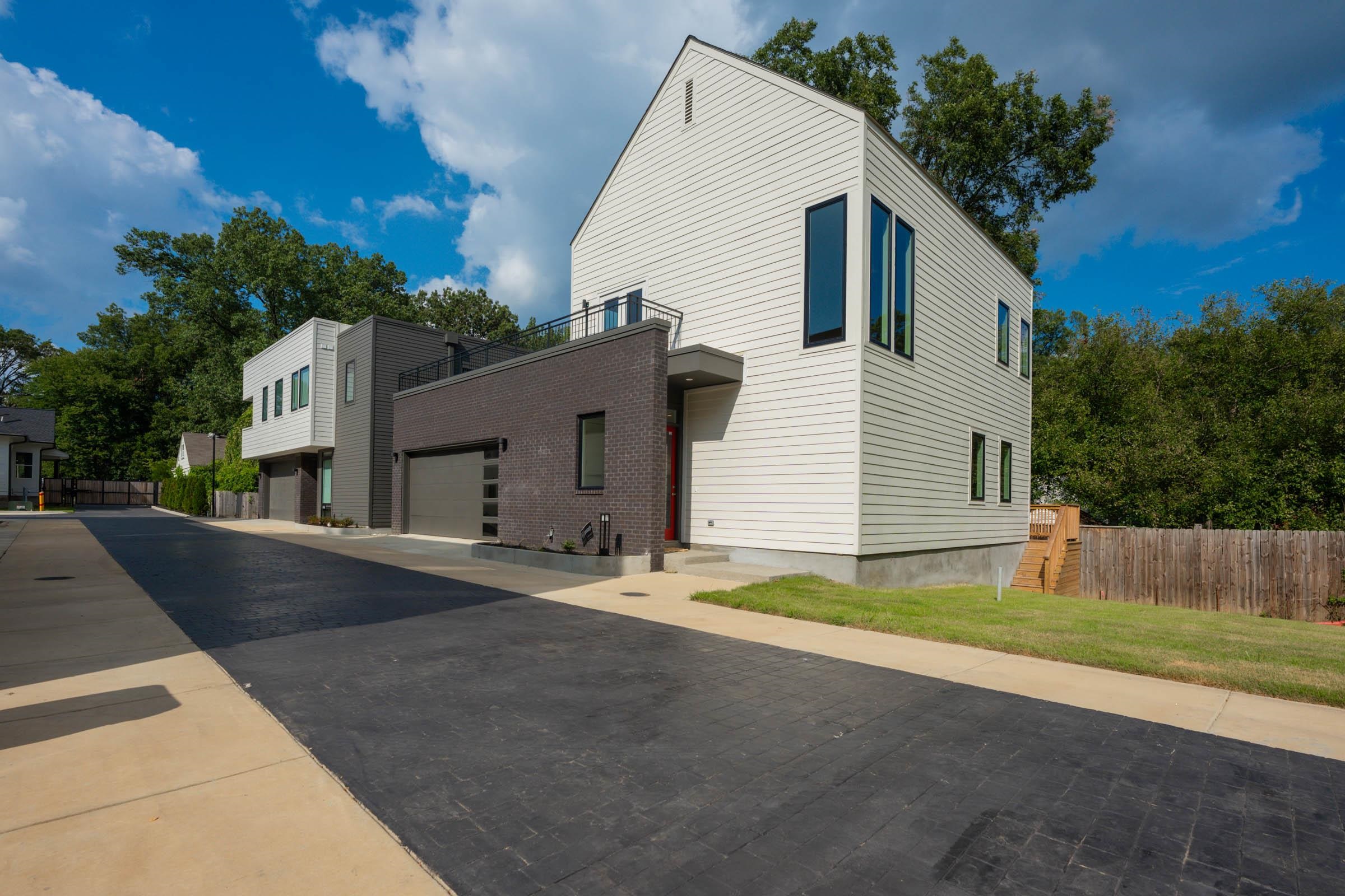 758 CARNES STATION CV