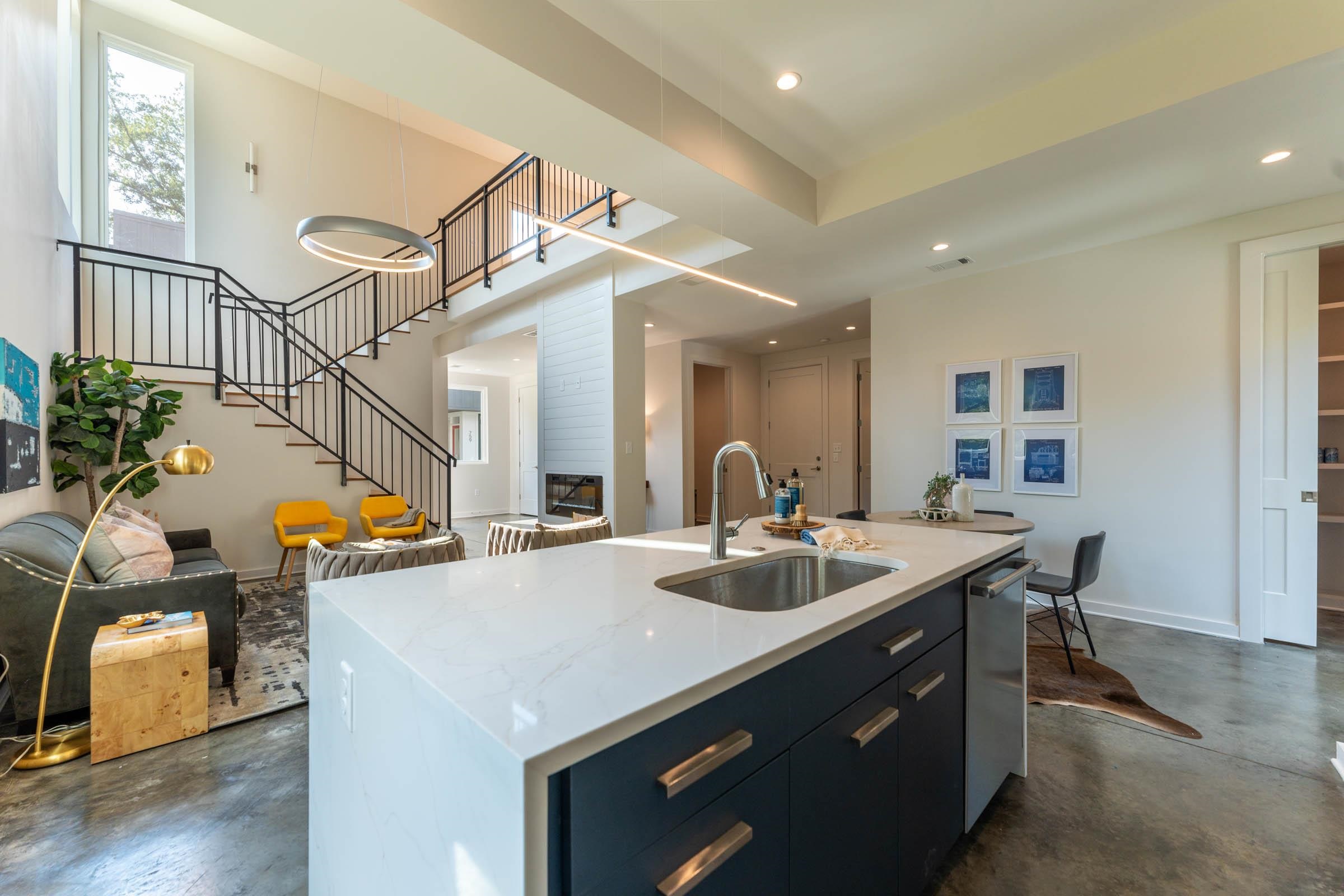 758 CARNES STATION CV