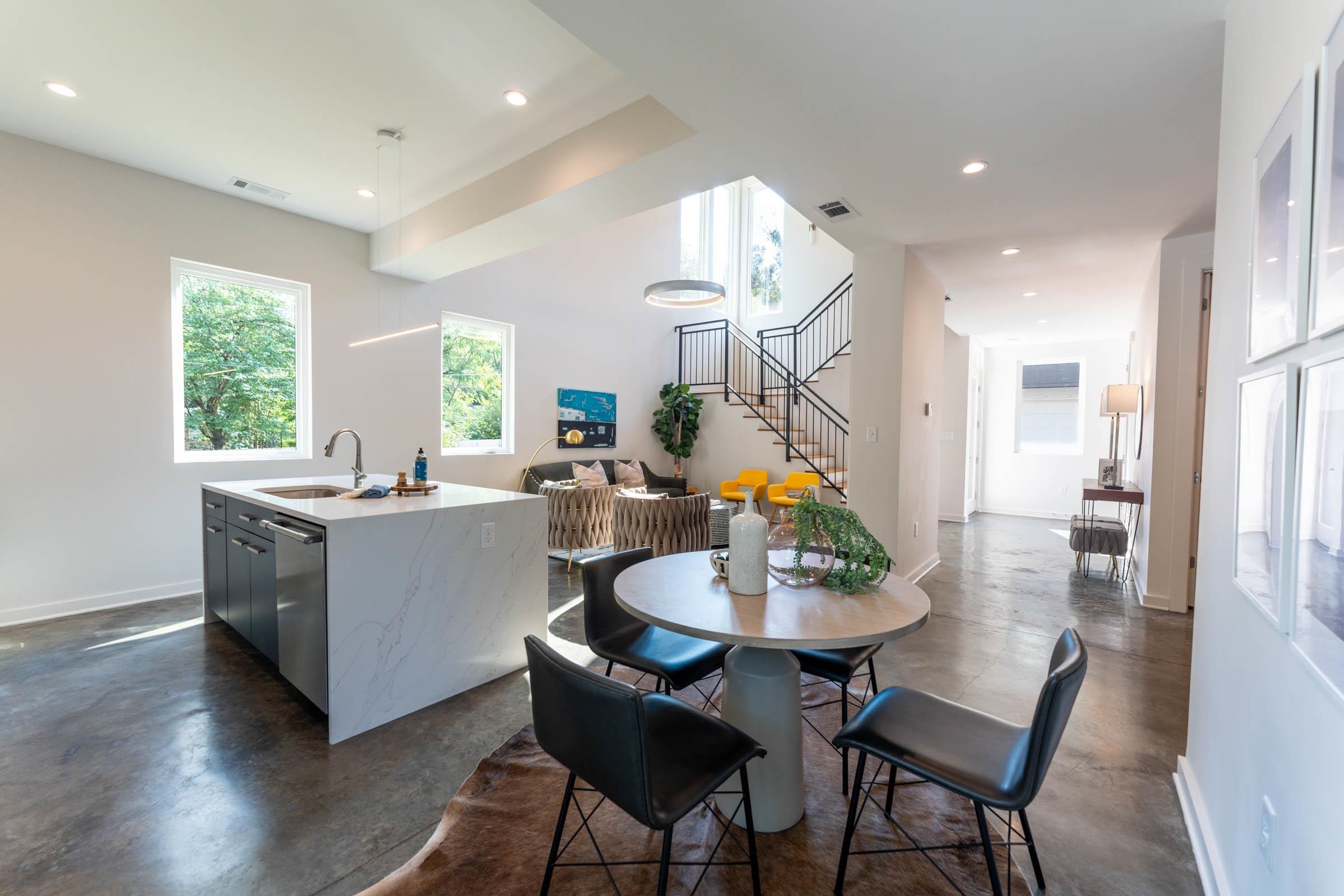 758 CARNES STATION CV