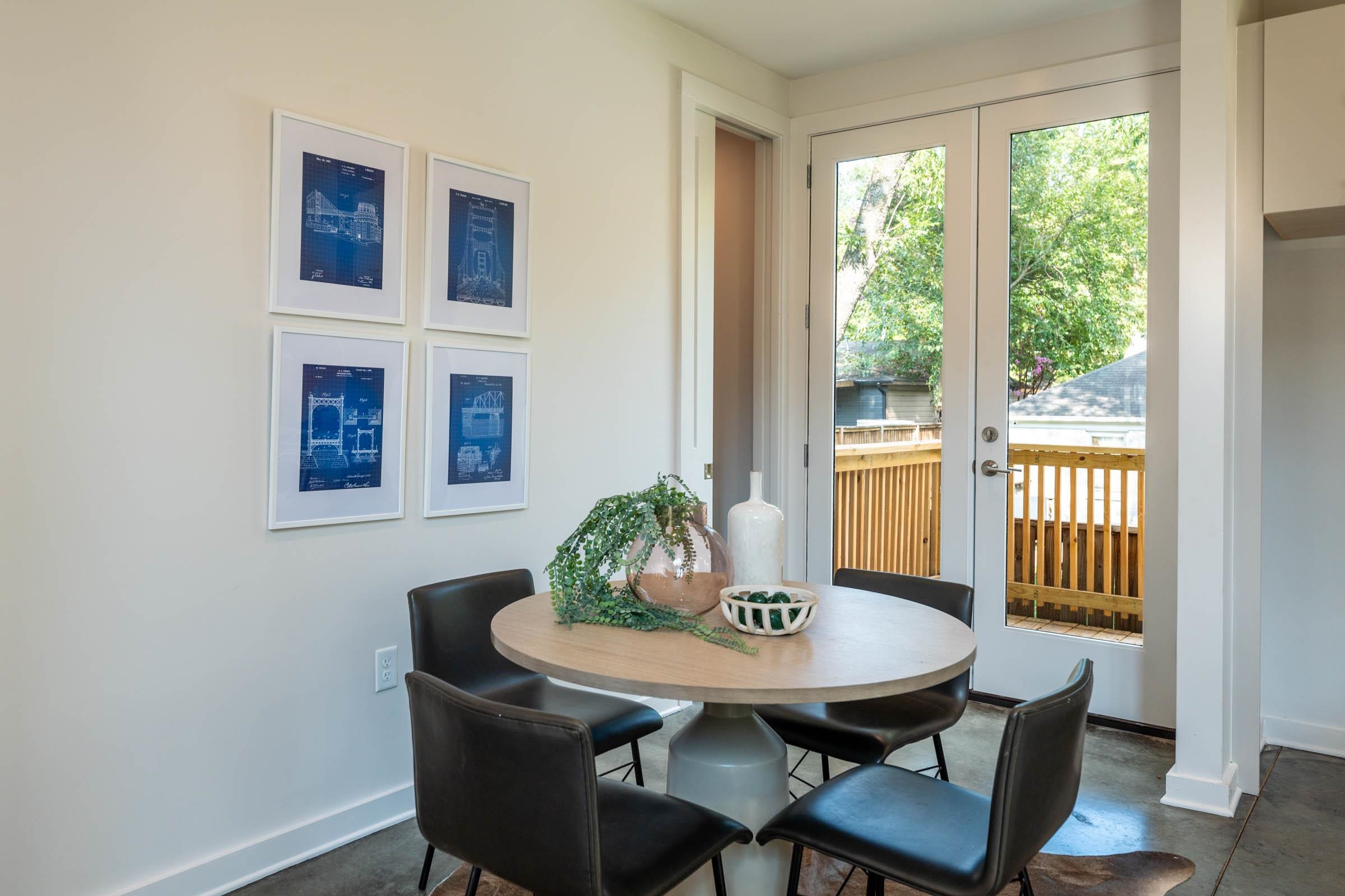 758 CARNES STATION CV