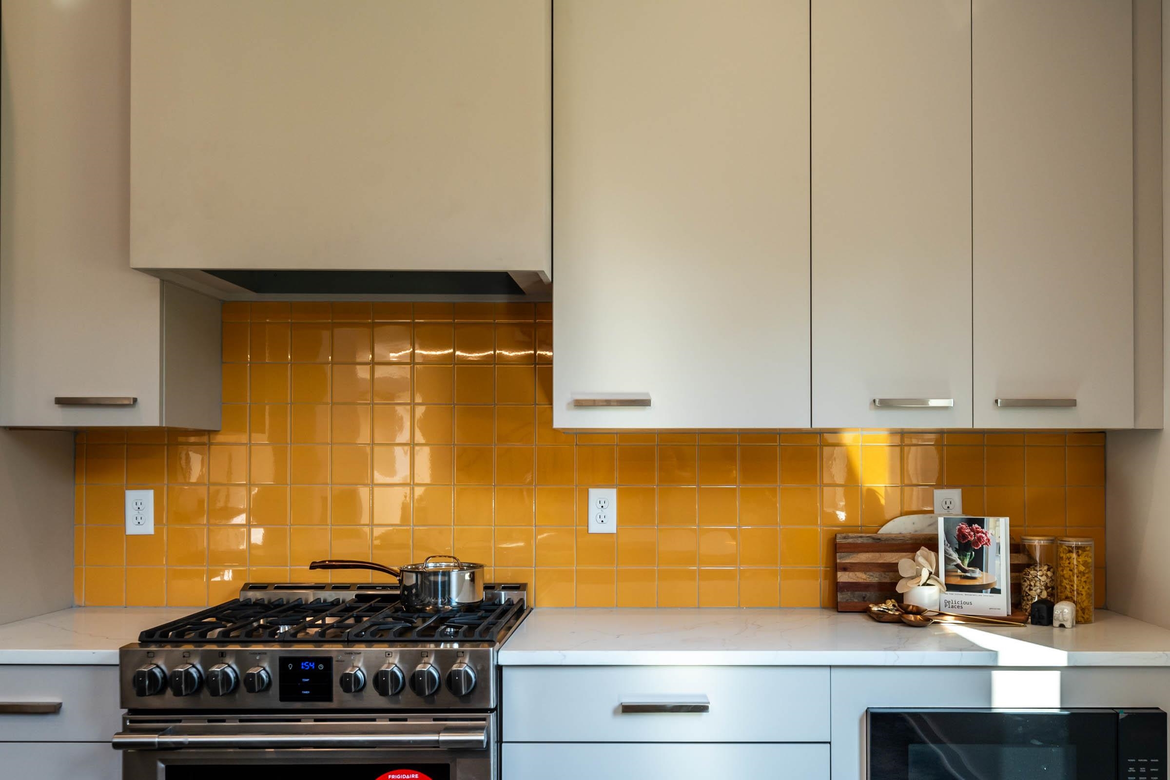 758 CARNES STATION CV