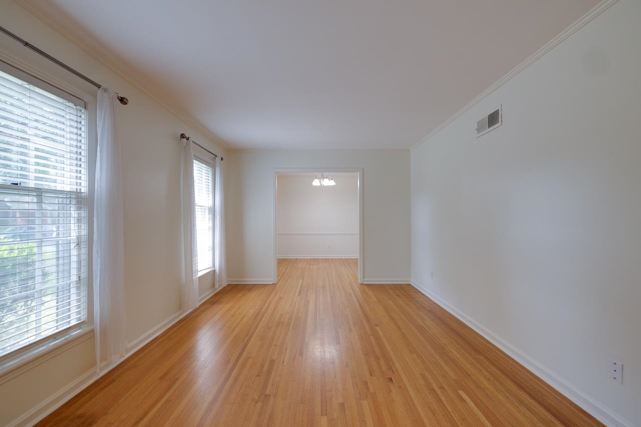 1626 STERLING DR