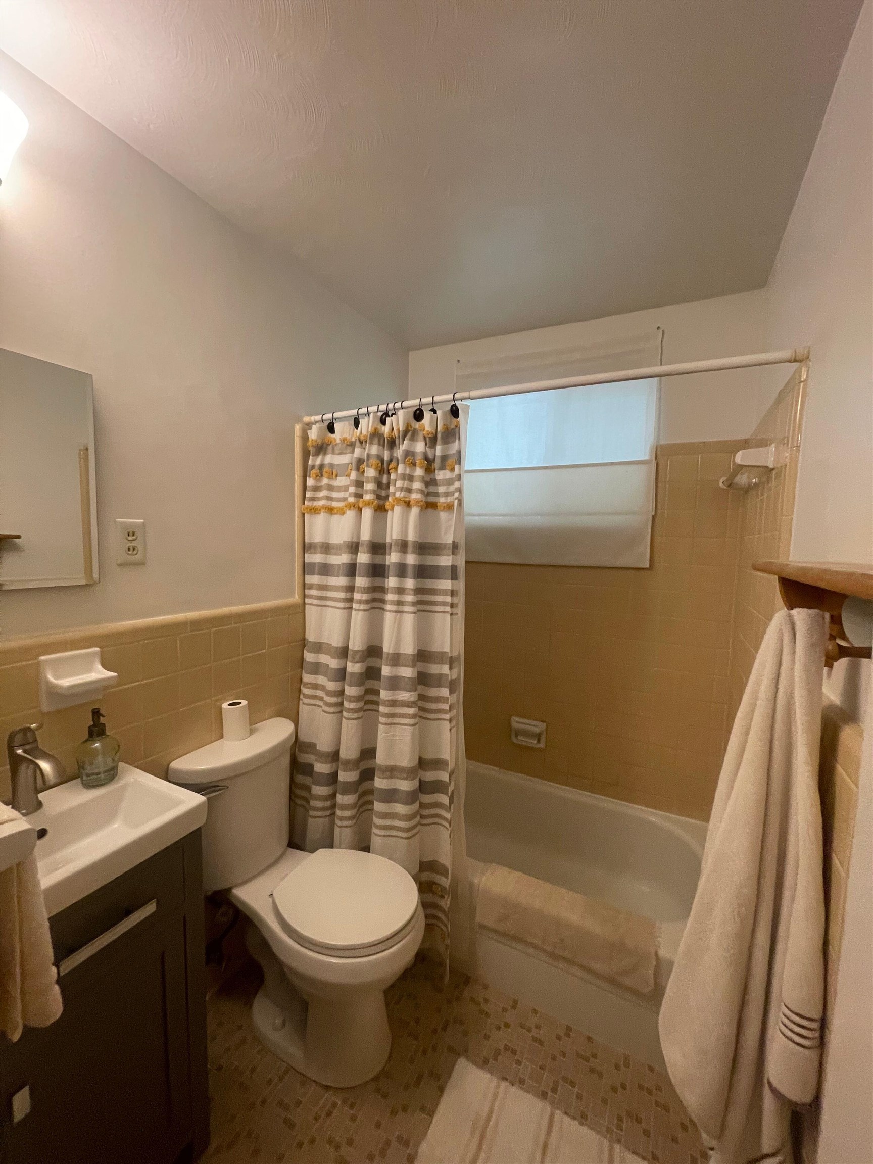 1577 STERLING DR