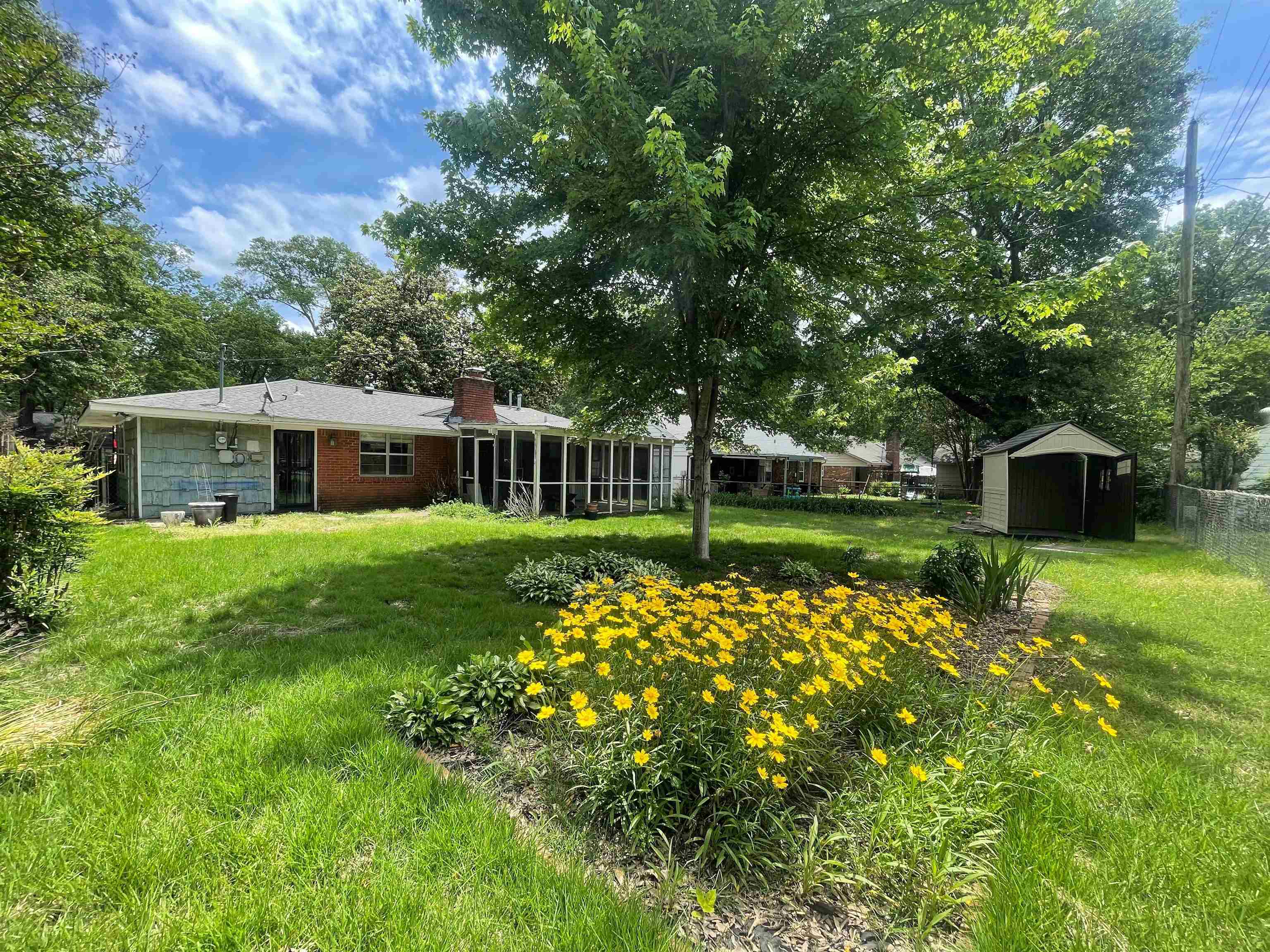 1577 STERLING DR