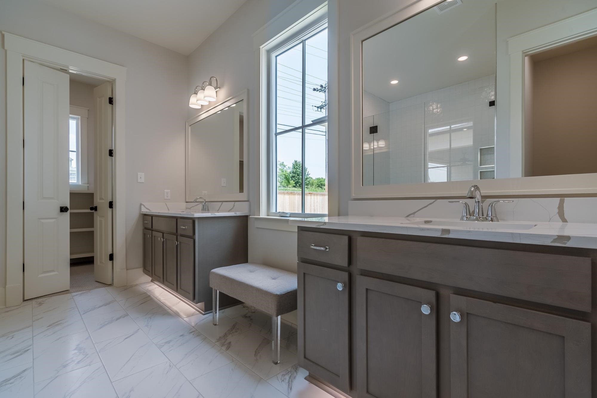 6626 WYNNE OAK CV