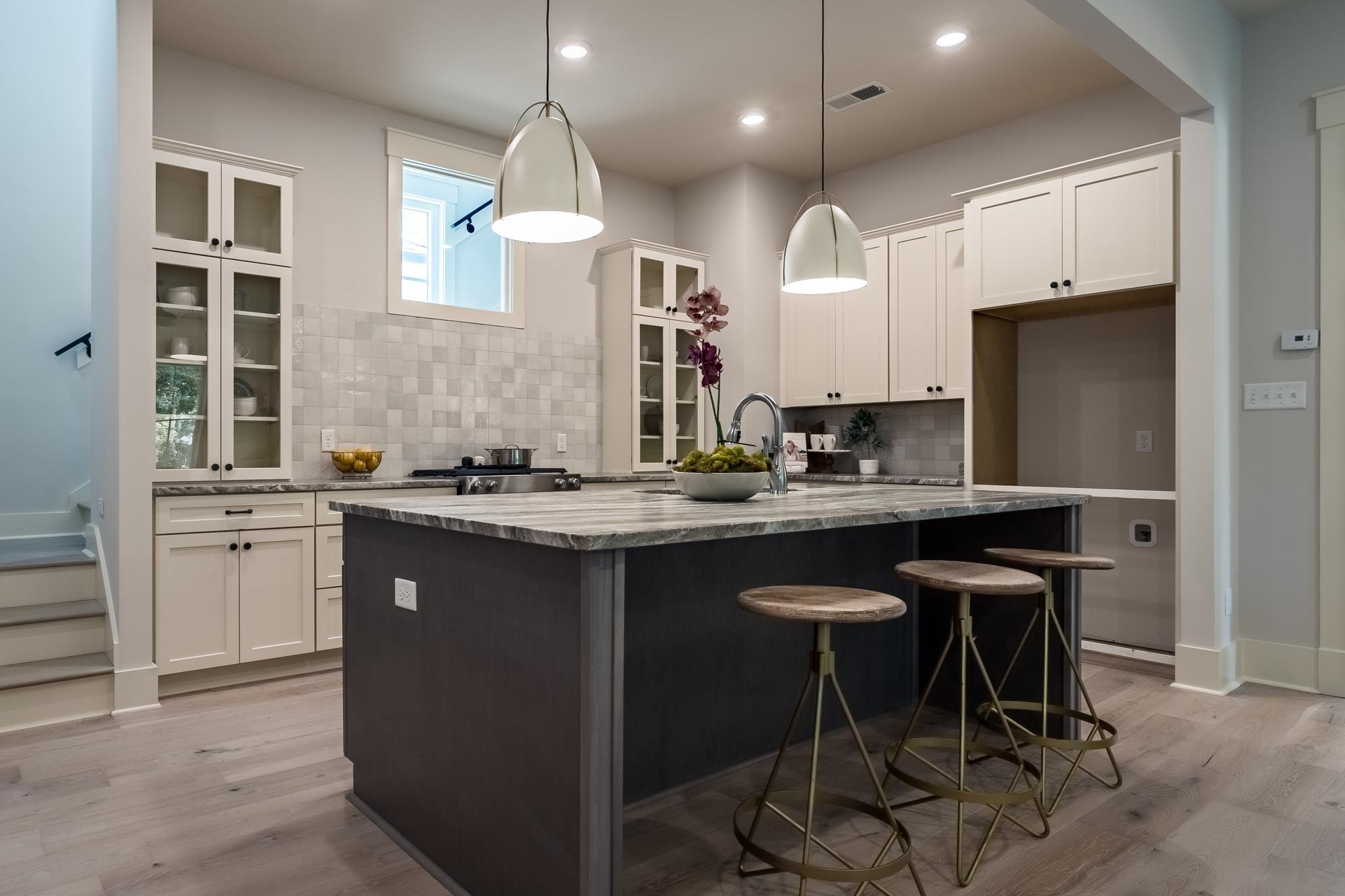 6626 WYNNE OAK CV
