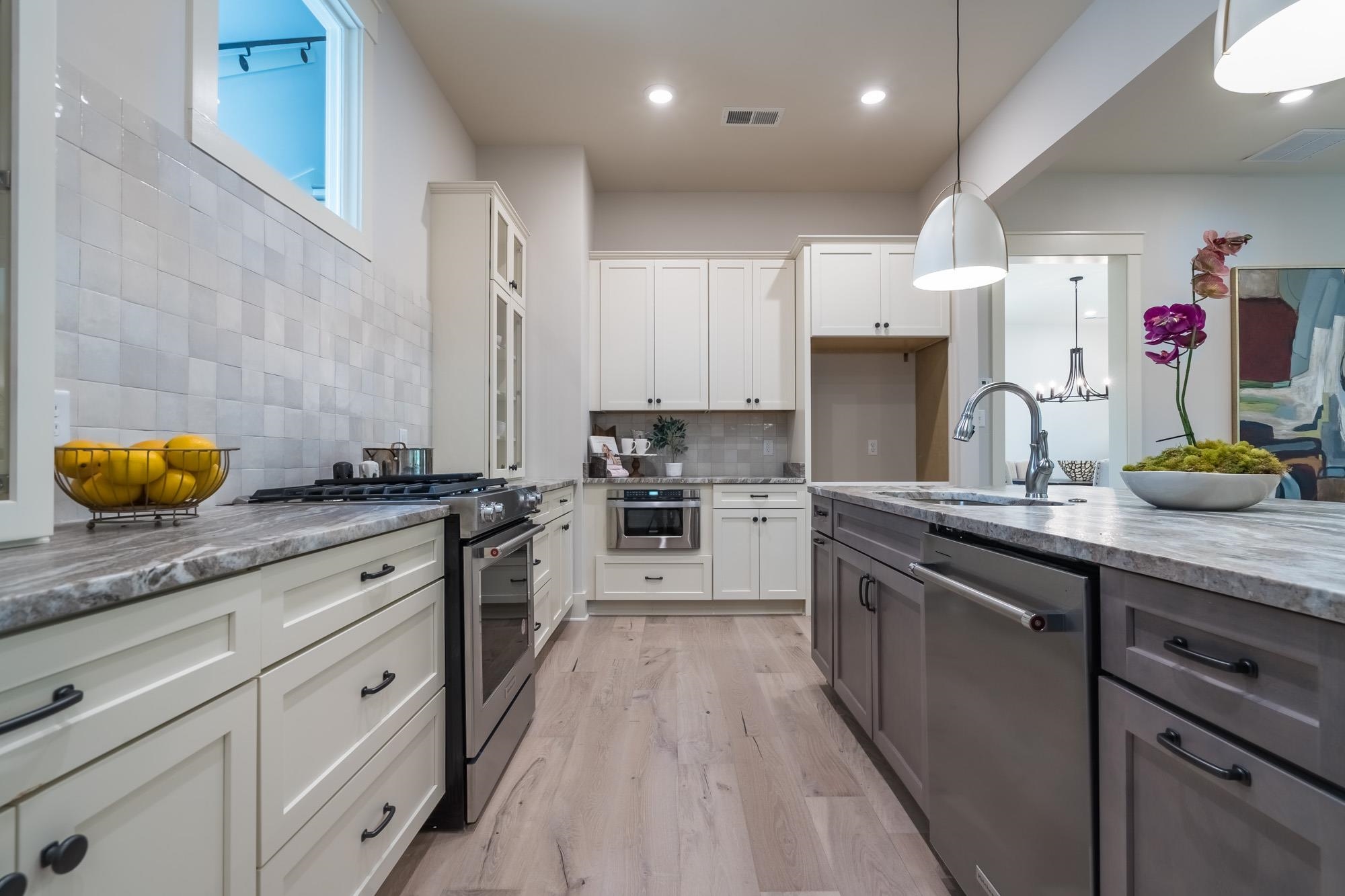 6626 WYNNE OAK CV