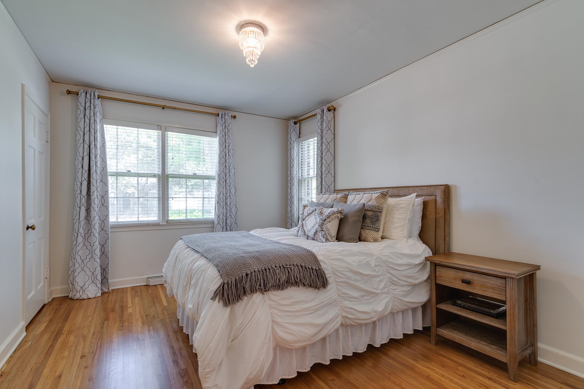 24 NORMANDY CIR