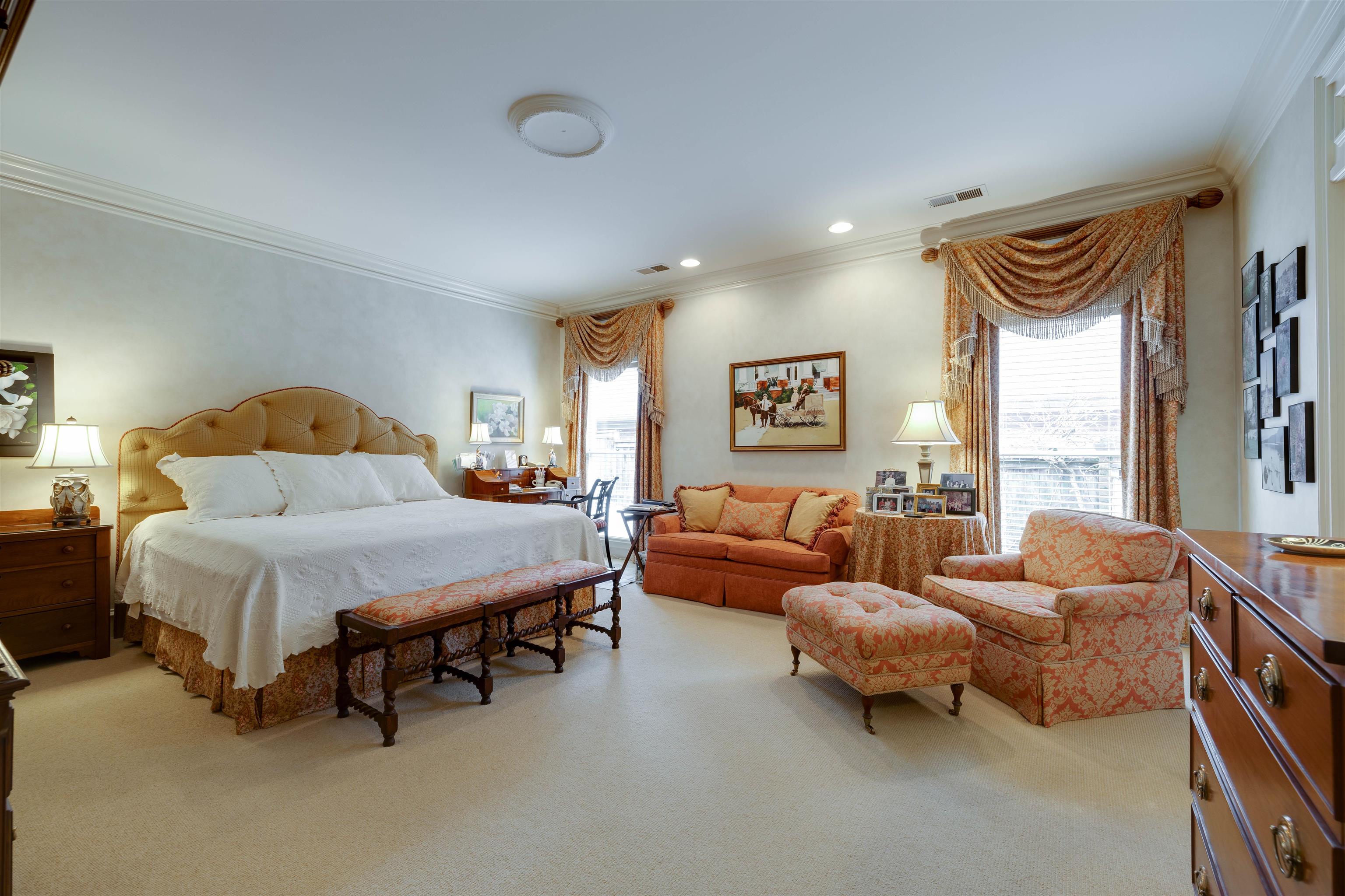 1438 LEFLEUR PL