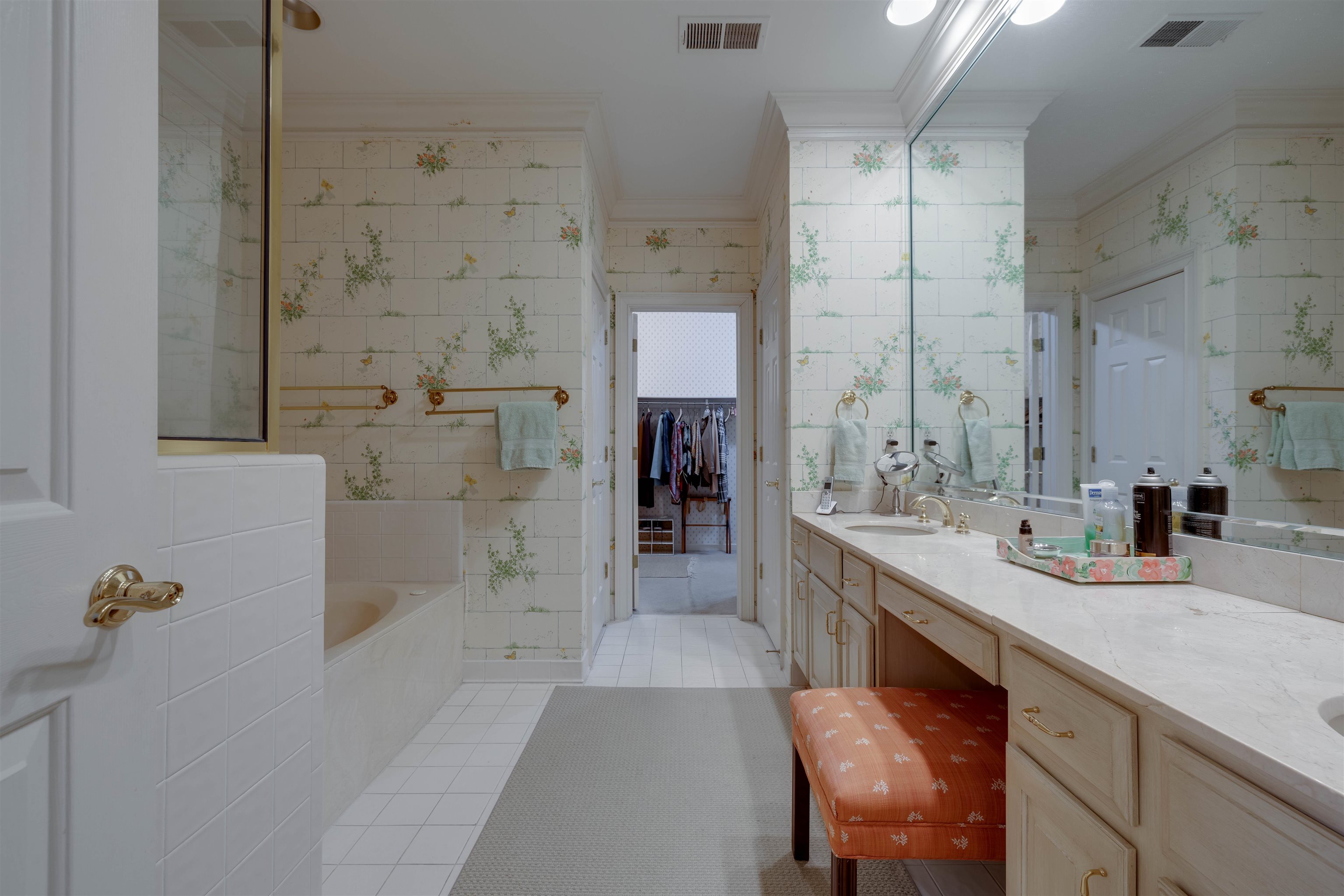 1438 LEFLEUR PL