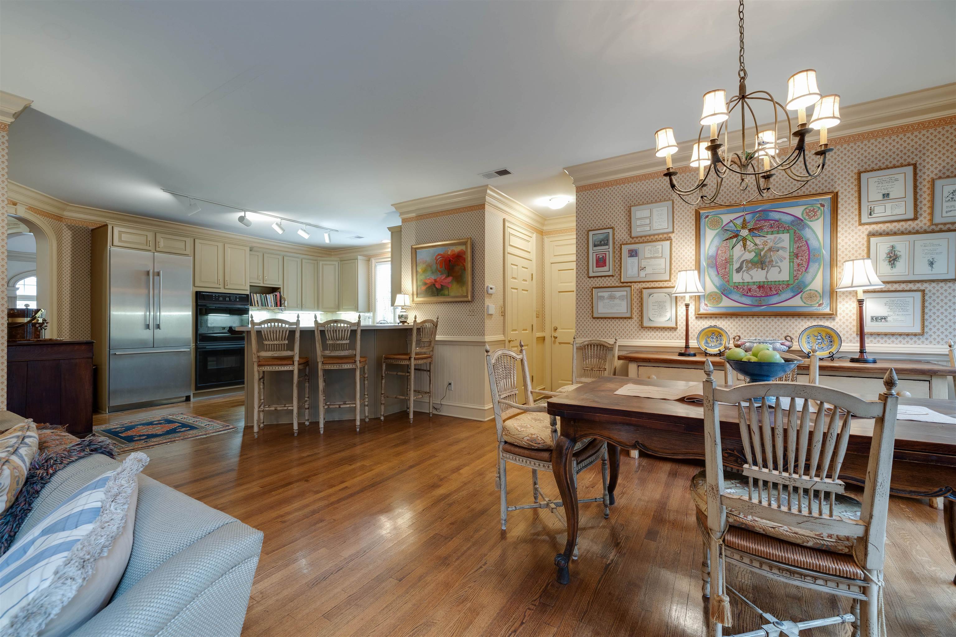 1438 LEFLEUR PL