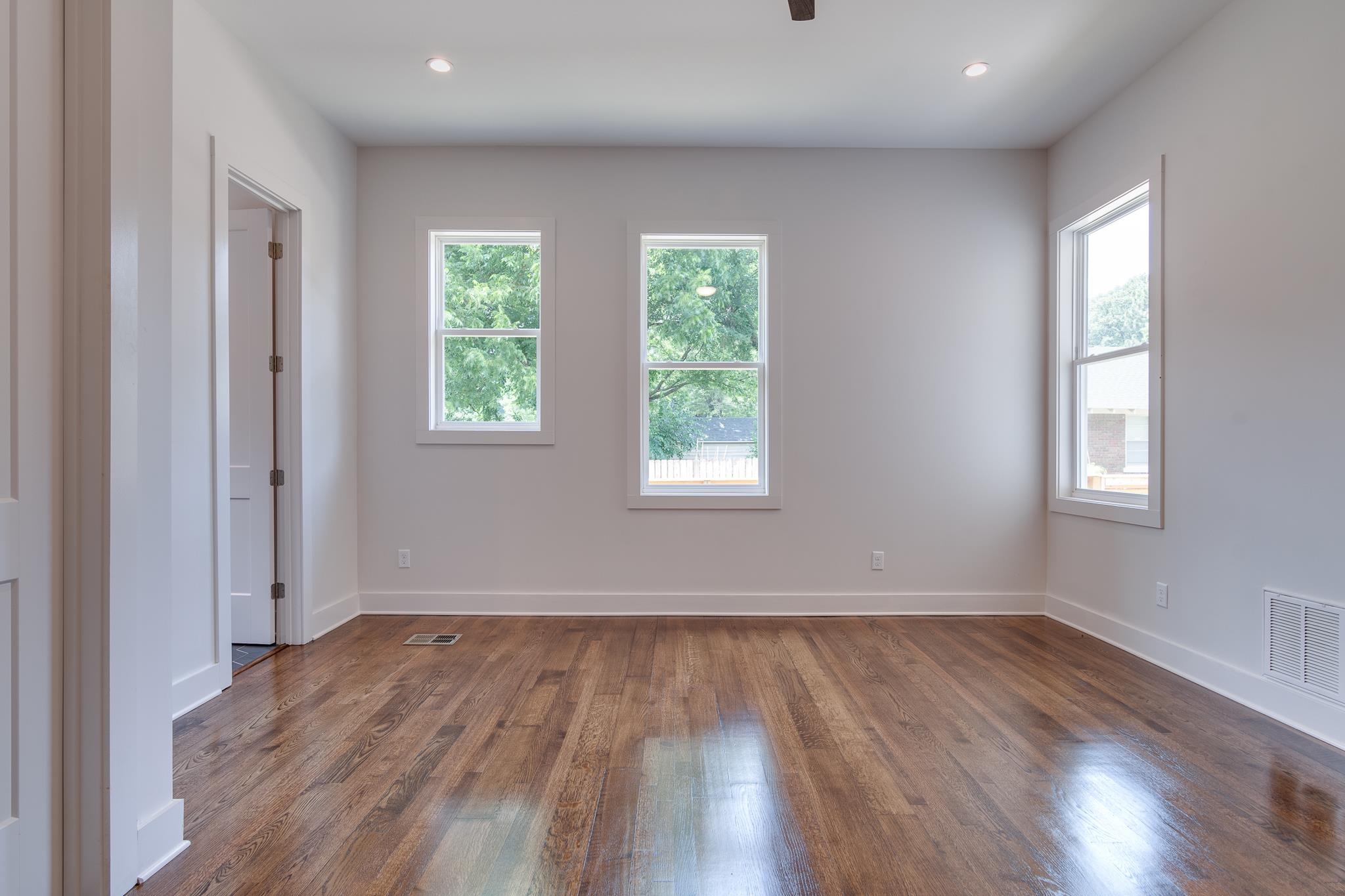 3605 CARNES AVE