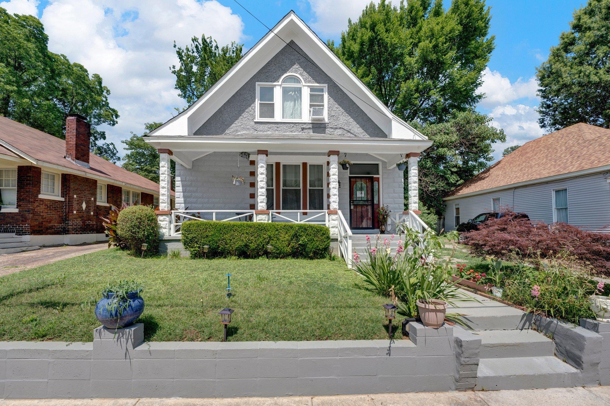 1051 S COX ST, Memphis, TN 38104