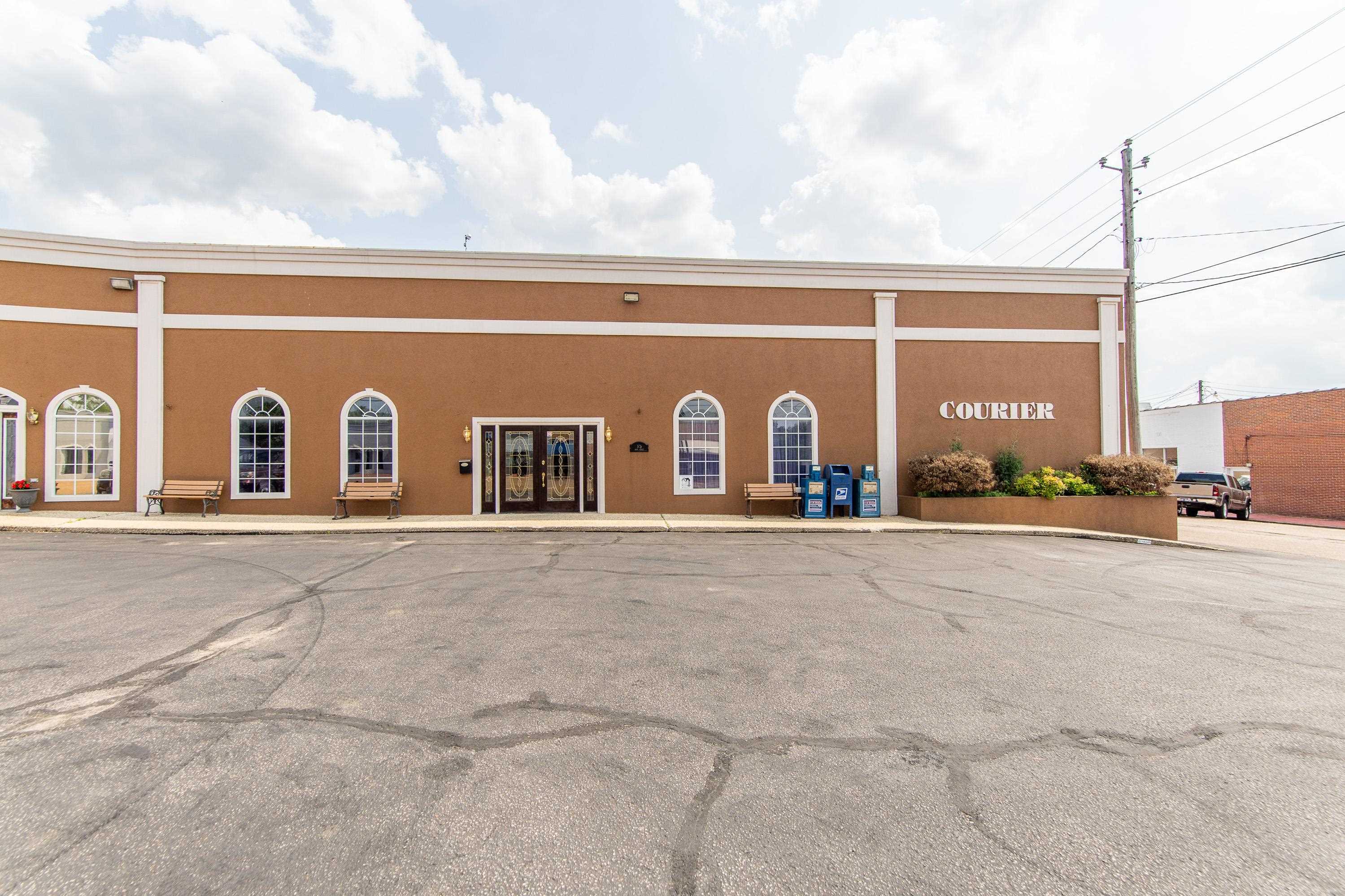 375 MAIN ST, SAVANNAH, TN 38372 List 4 Less Realty