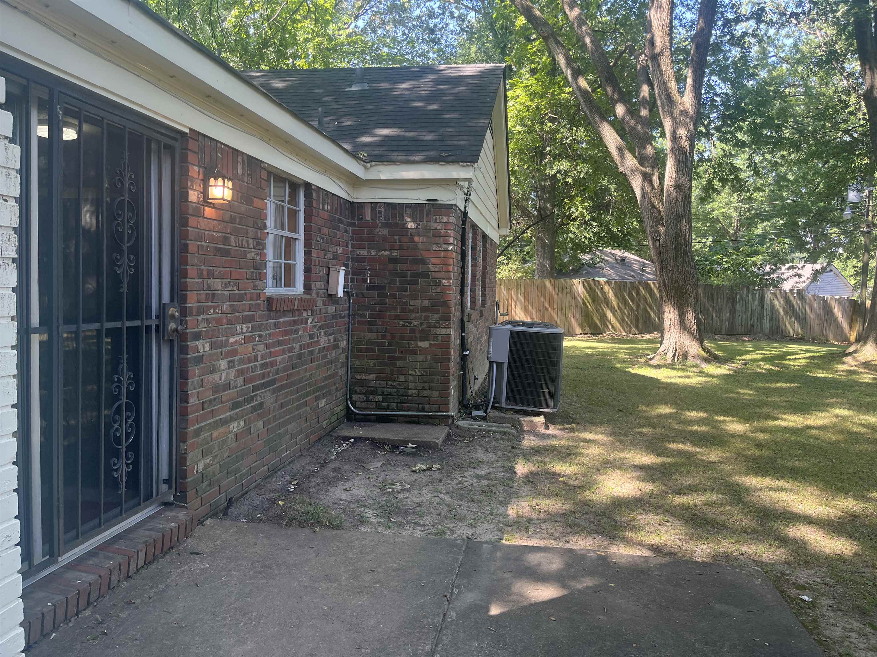 2855 Clearbrook, Memphis, Tennessee image 21