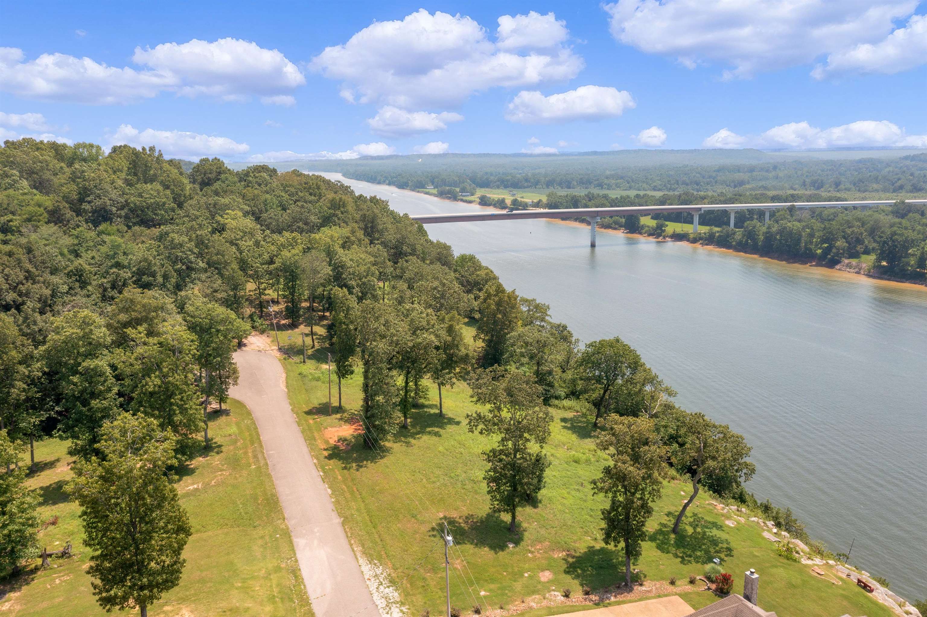 65 RIVERBEND CV, BATH SPRINGS, TN 38311 Crye Leike Pickwick