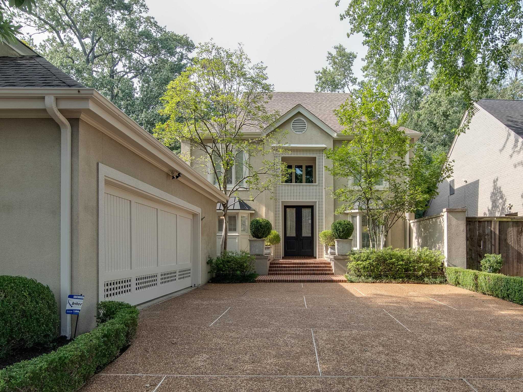 4366 W CHERRY PLACE DR, Memphis, TN 38117