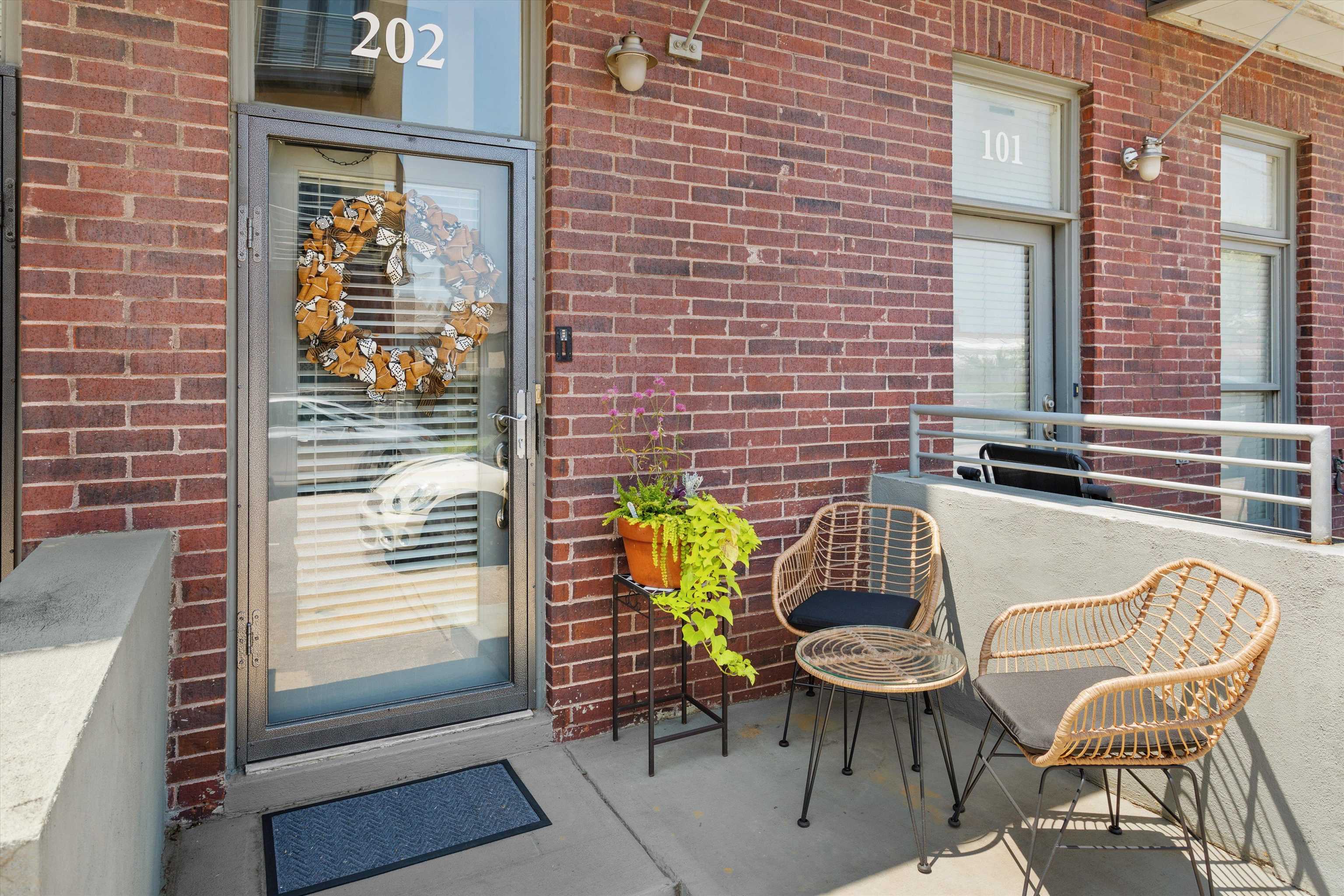 615 DENMARK DR 202, Memphis, TN 38103