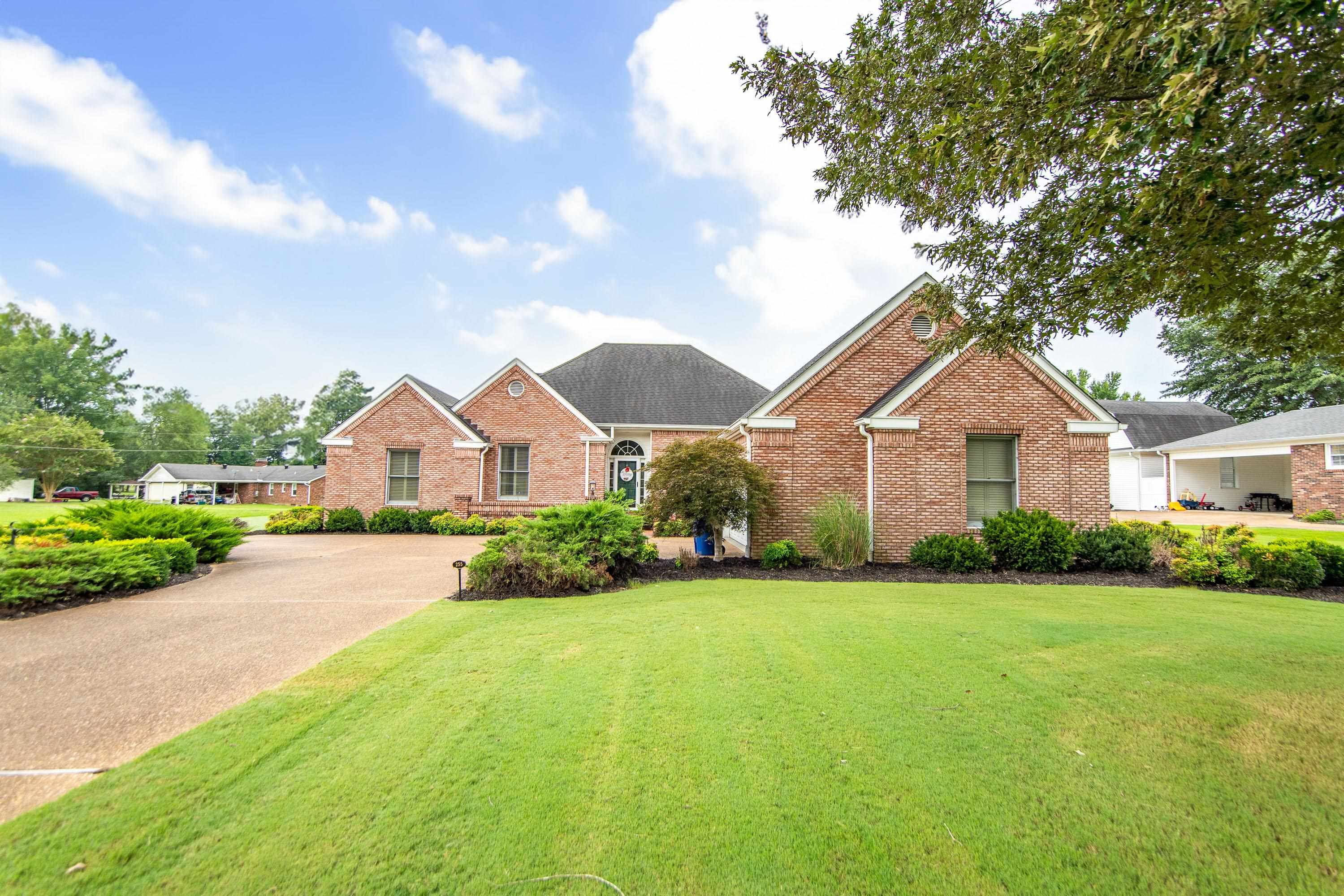 255 MORNINGSIDE CIR, SAVANNAH, TN 38372 Crunk Real Estate Weichert