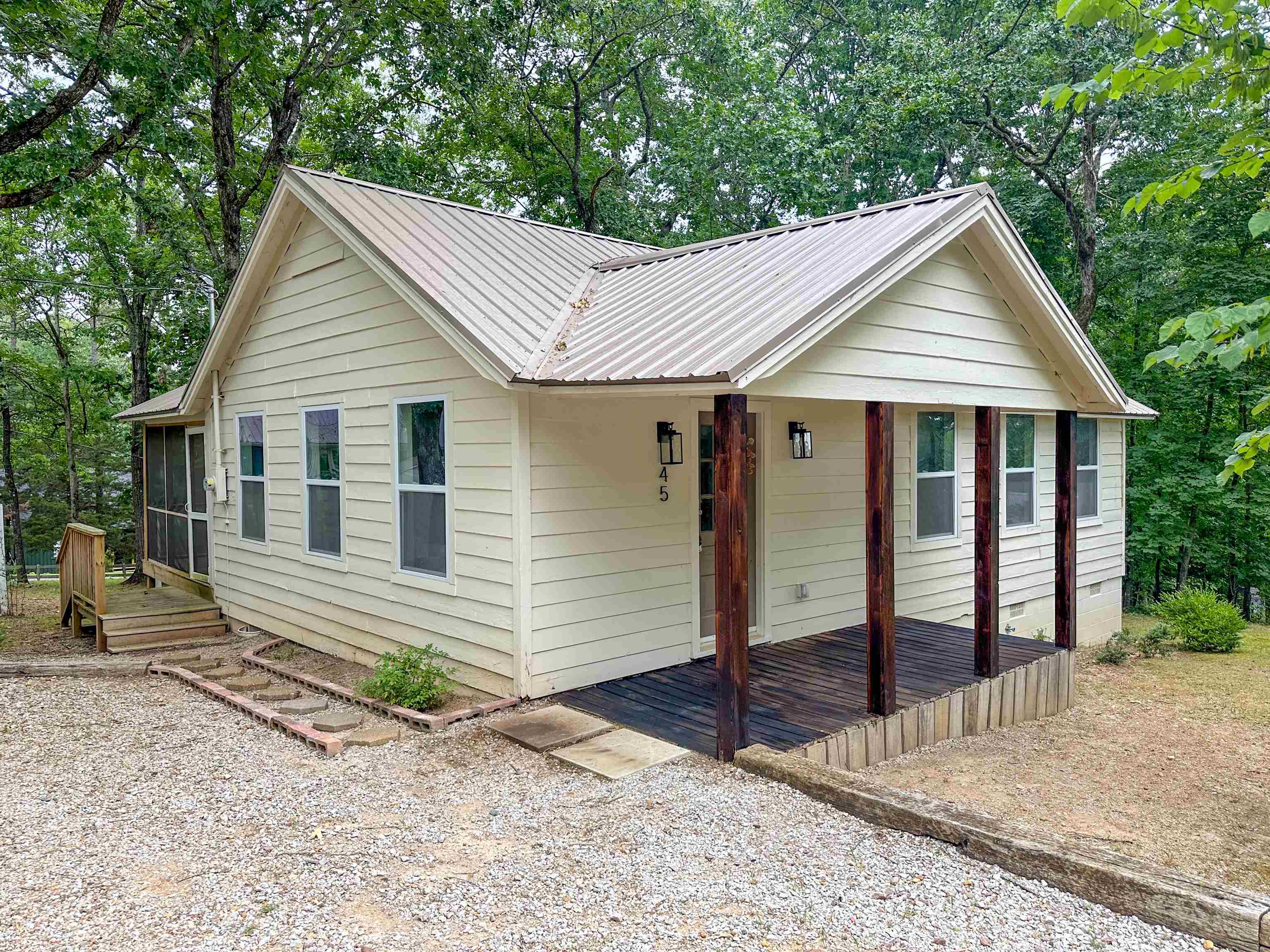 45 POCAHONTAS LN, COUNCE, TN 38326 • WRIGHT REALTY