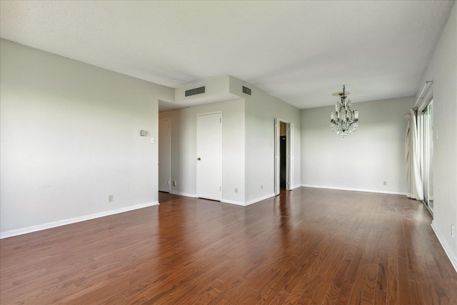 1960 N Parkway #910, Memphis, Tennessee image 8