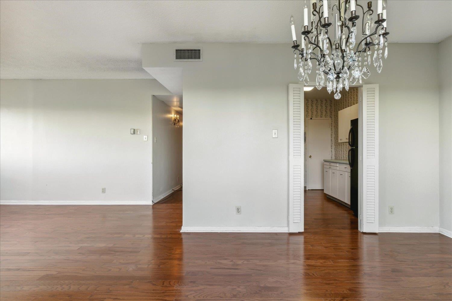 1960 N Parkway #910, Memphis, Tennessee image 9