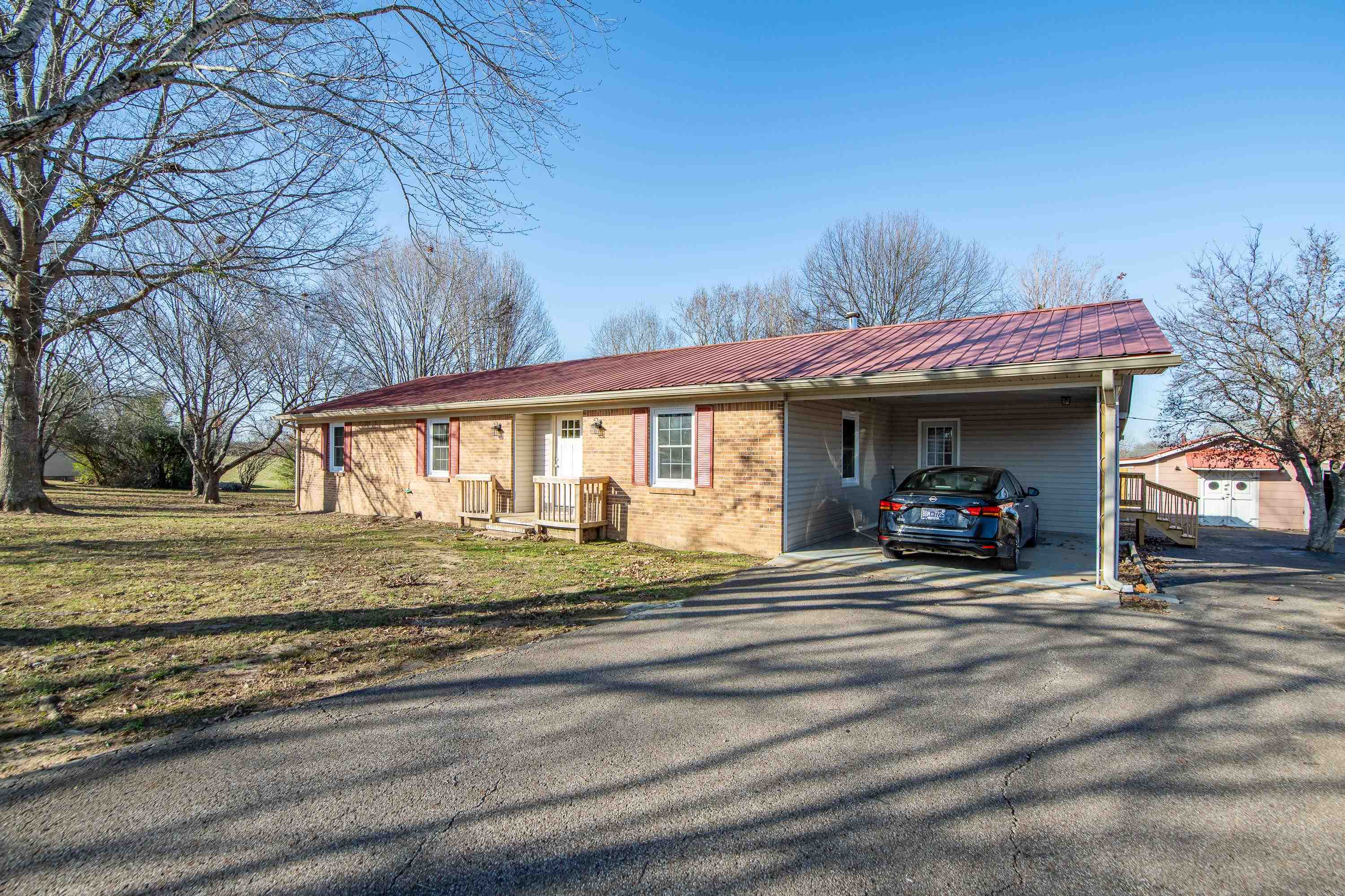 380 DOVE DR, SAVANNAH, TN 38372 Crunk Real Estate Weichert
