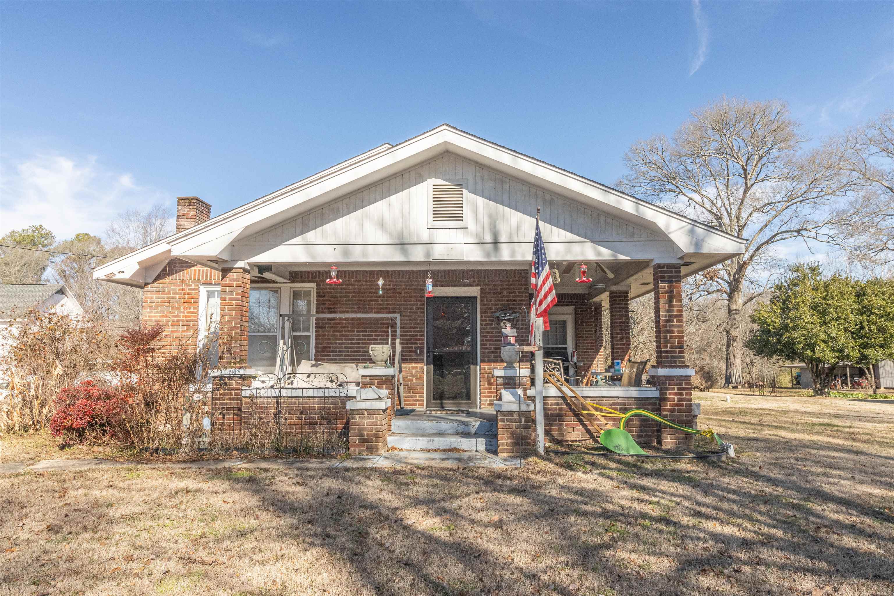 11945 PEA VINE RD, POCAHONTAS, TN 38061 Farm & Home Realty Selmer, TN Real Estate