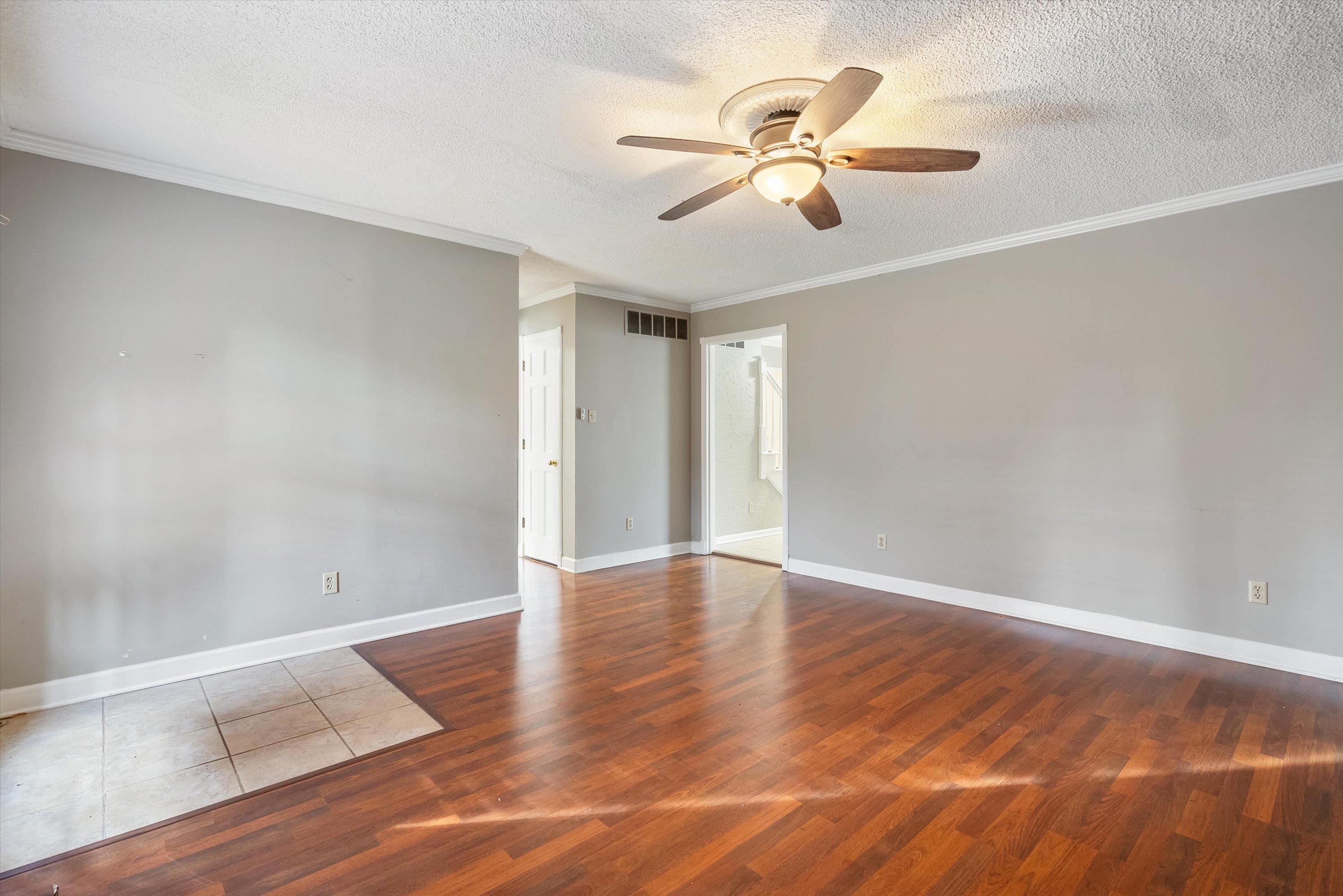 145 E LAWNWOOD DR