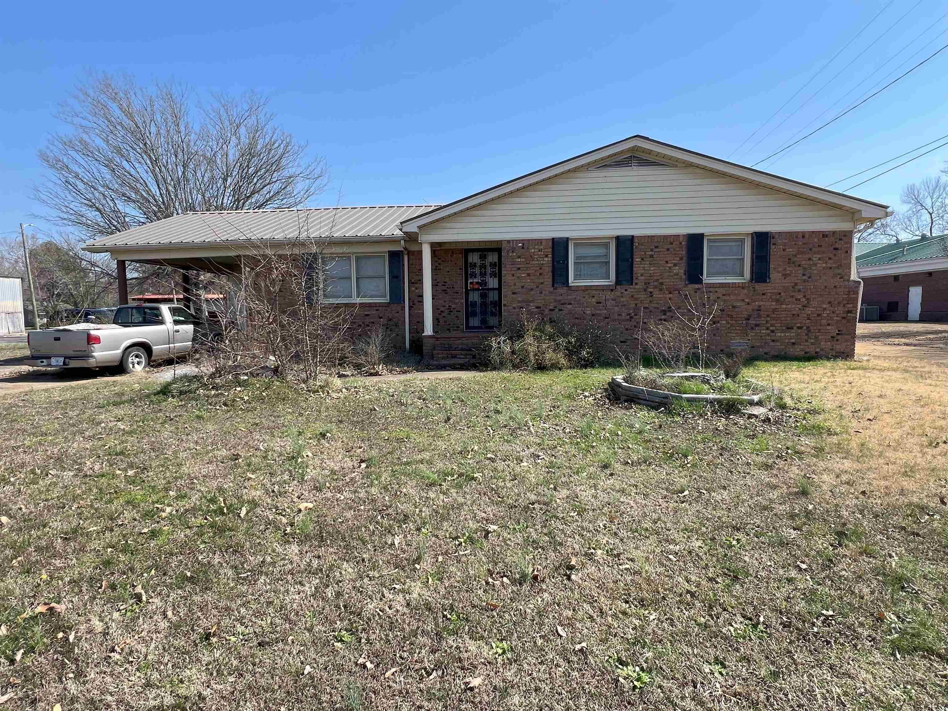 1325 PICKWICK ST, SAVANNAH, TN 38372 Crunk Real Estate Weichert