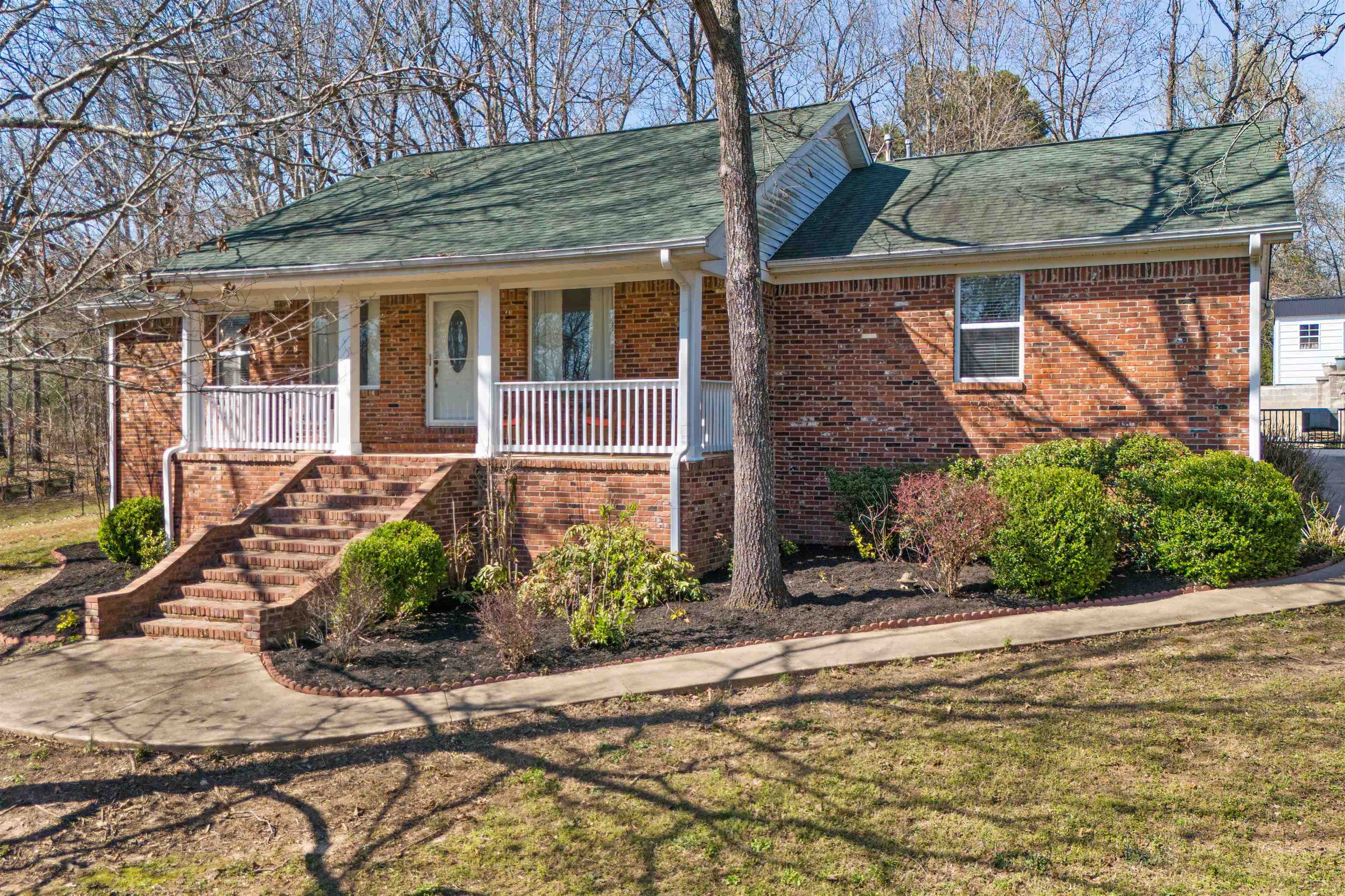 Single Family Homes for Sale in Moscow, TN ZeroDown