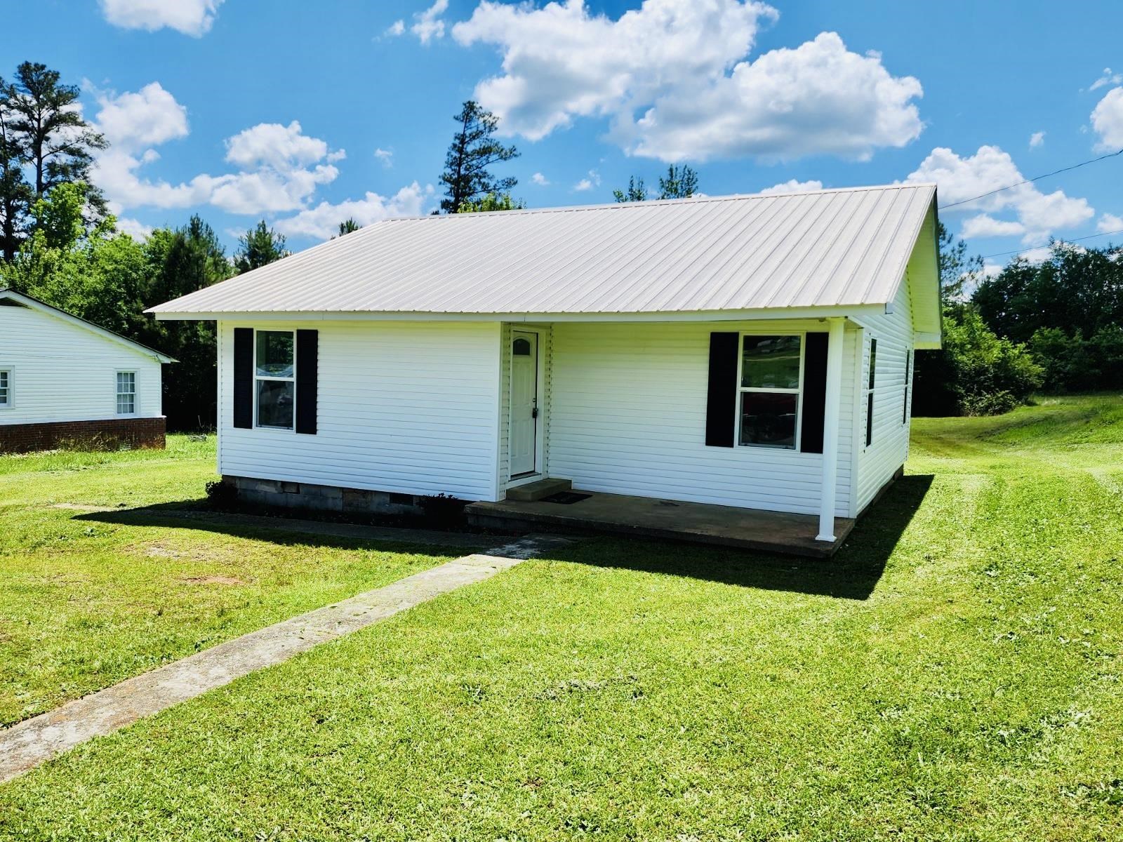 540 CIRCLE HILL DR, SELMER, TN 38375 Farm & Home Realty Selmer, TN