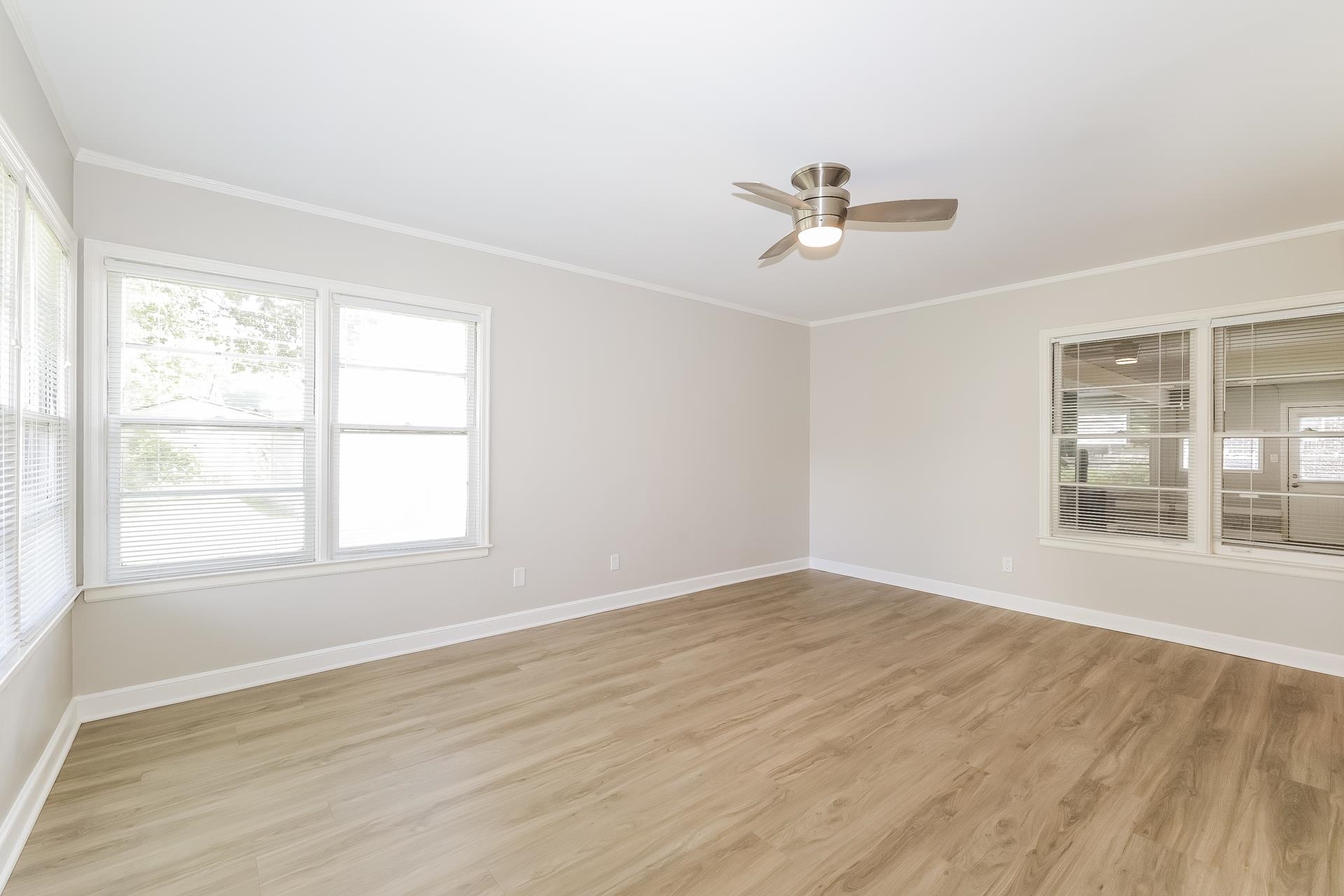 1026 Hawthorne, Memphis, Tennessee image 15
