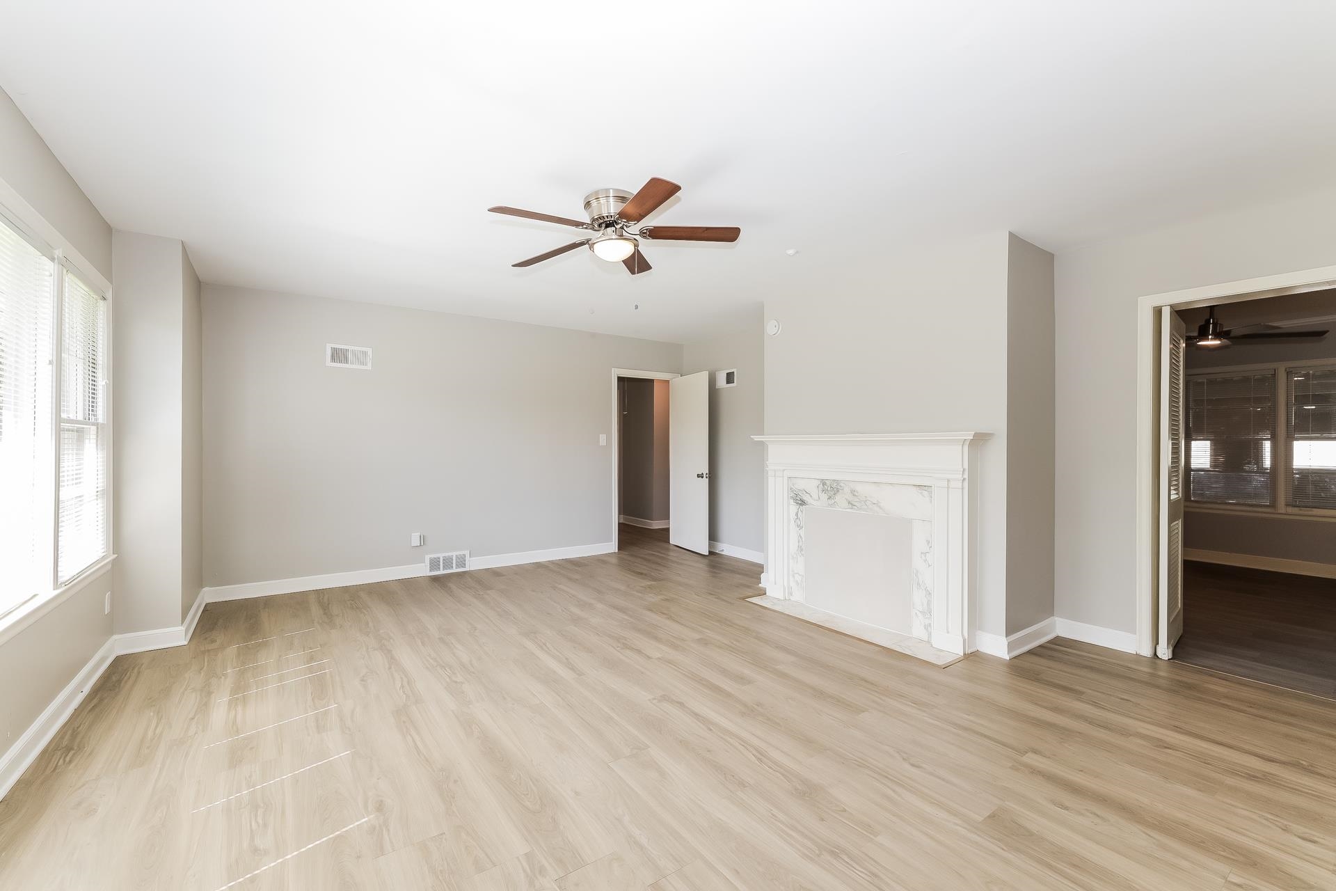 1026 Hawthorne, Memphis, Tennessee image 3