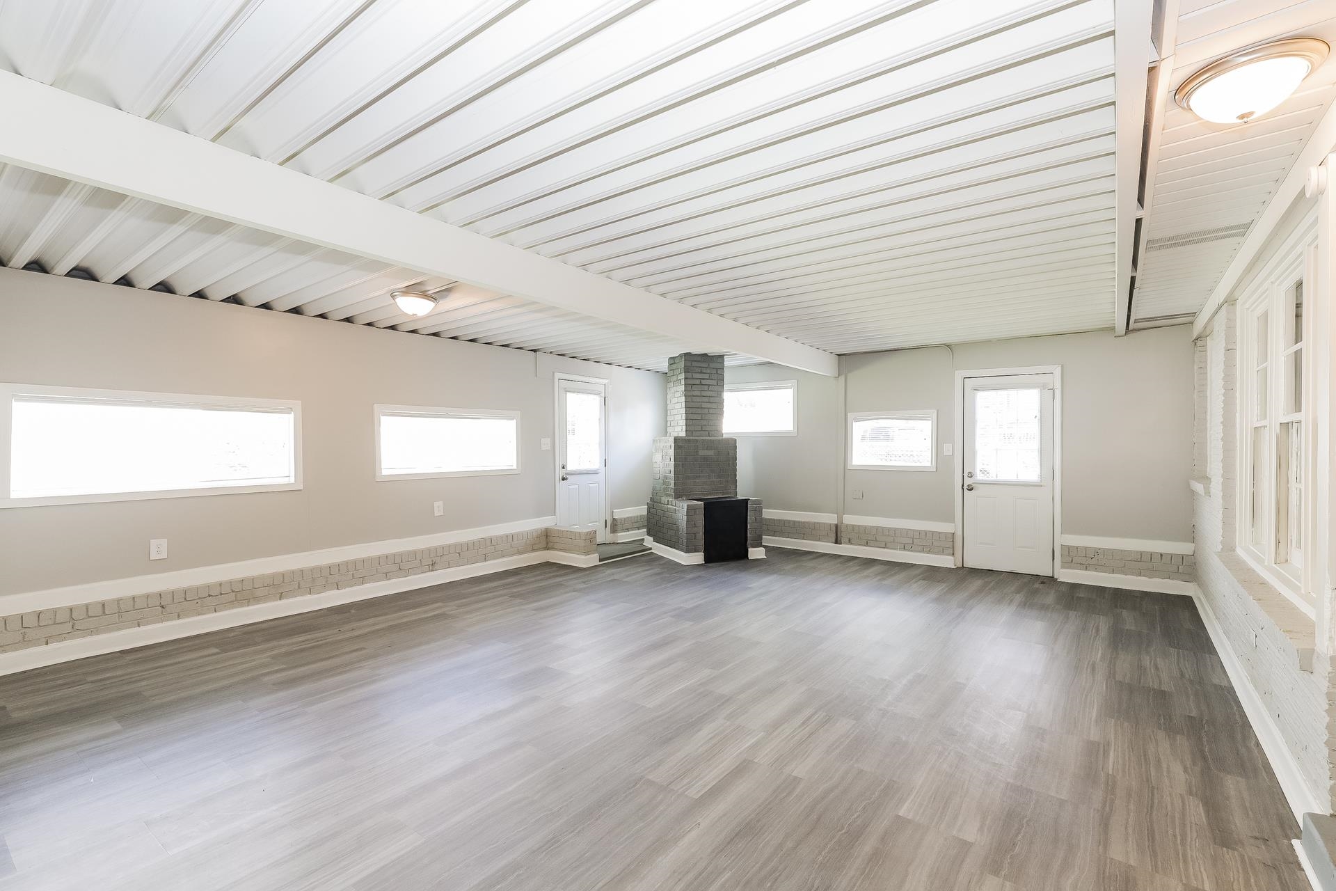 1026 Hawthorne, Memphis, Tennessee image 4