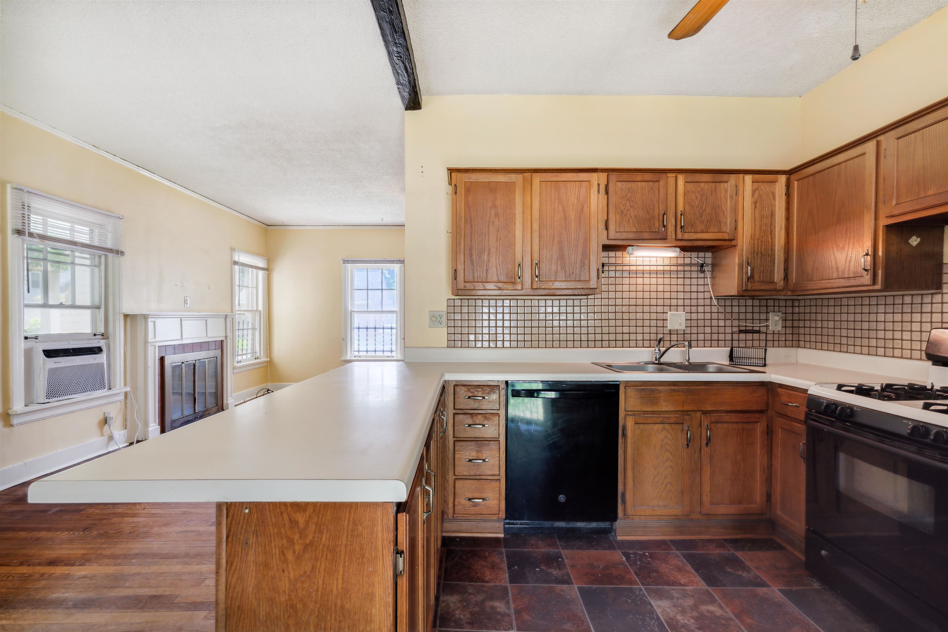 1822 Mignon, Memphis, Tennessee image 9