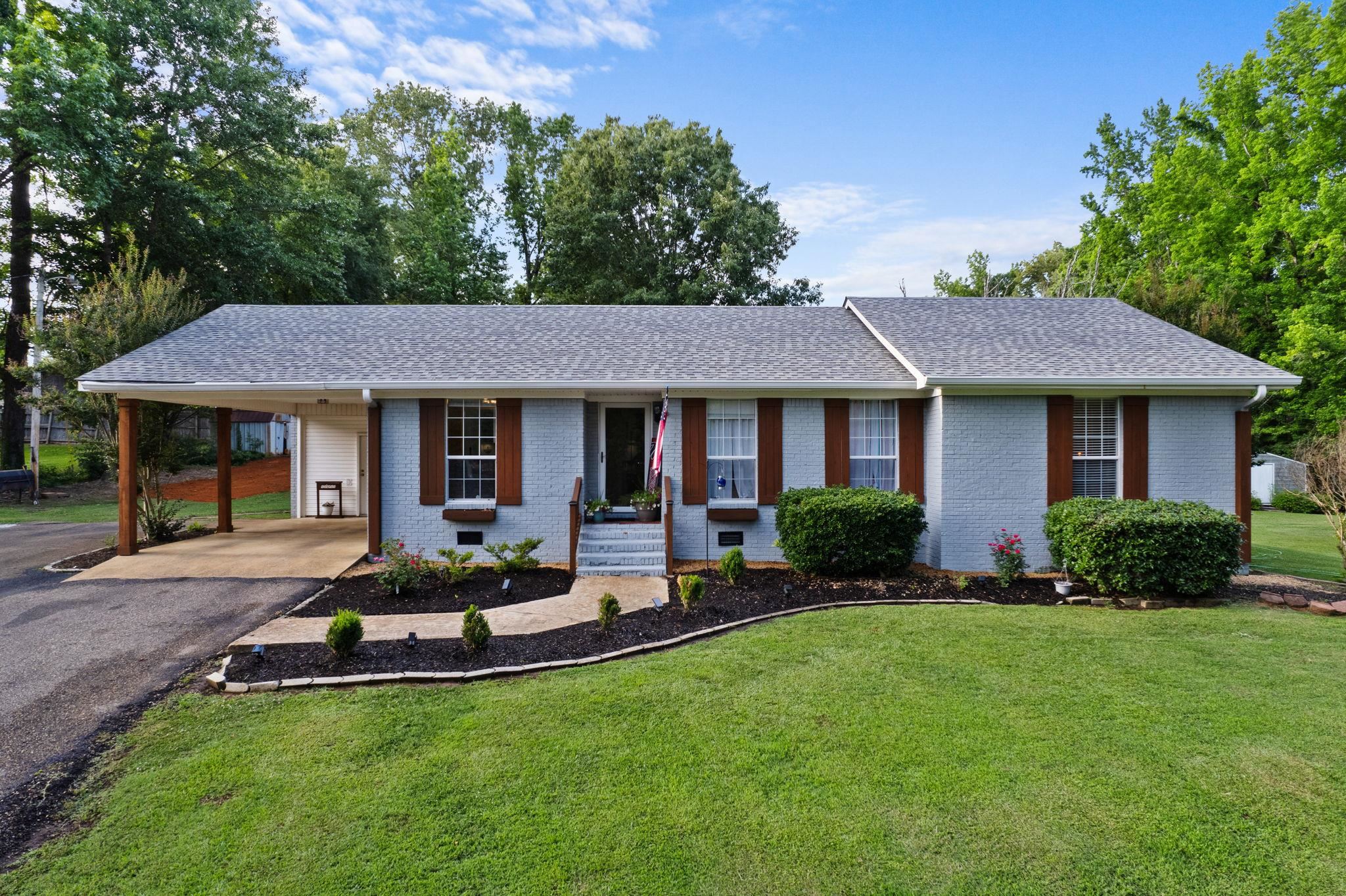 38 Cr 313 (south Rolling Hills), Corinth, Mississippi image 1