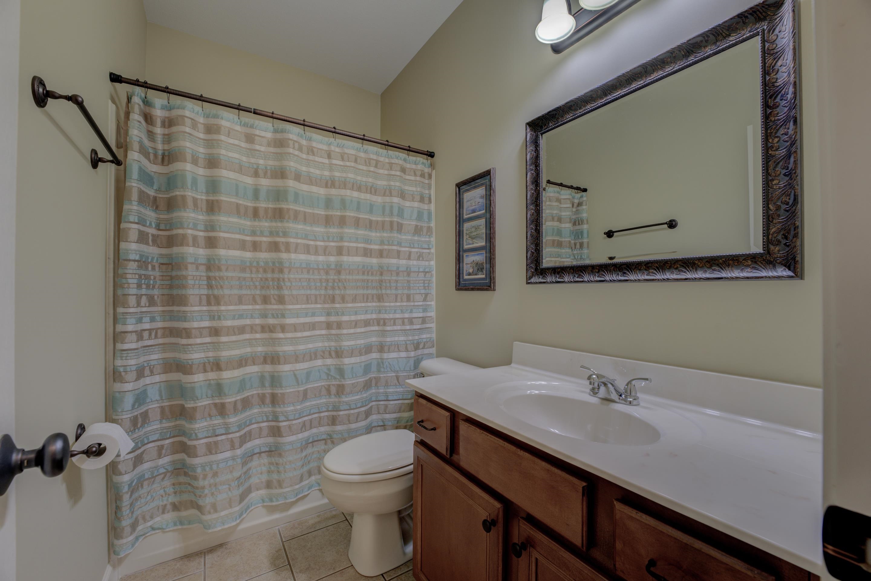 Full Bath For Your Guest!