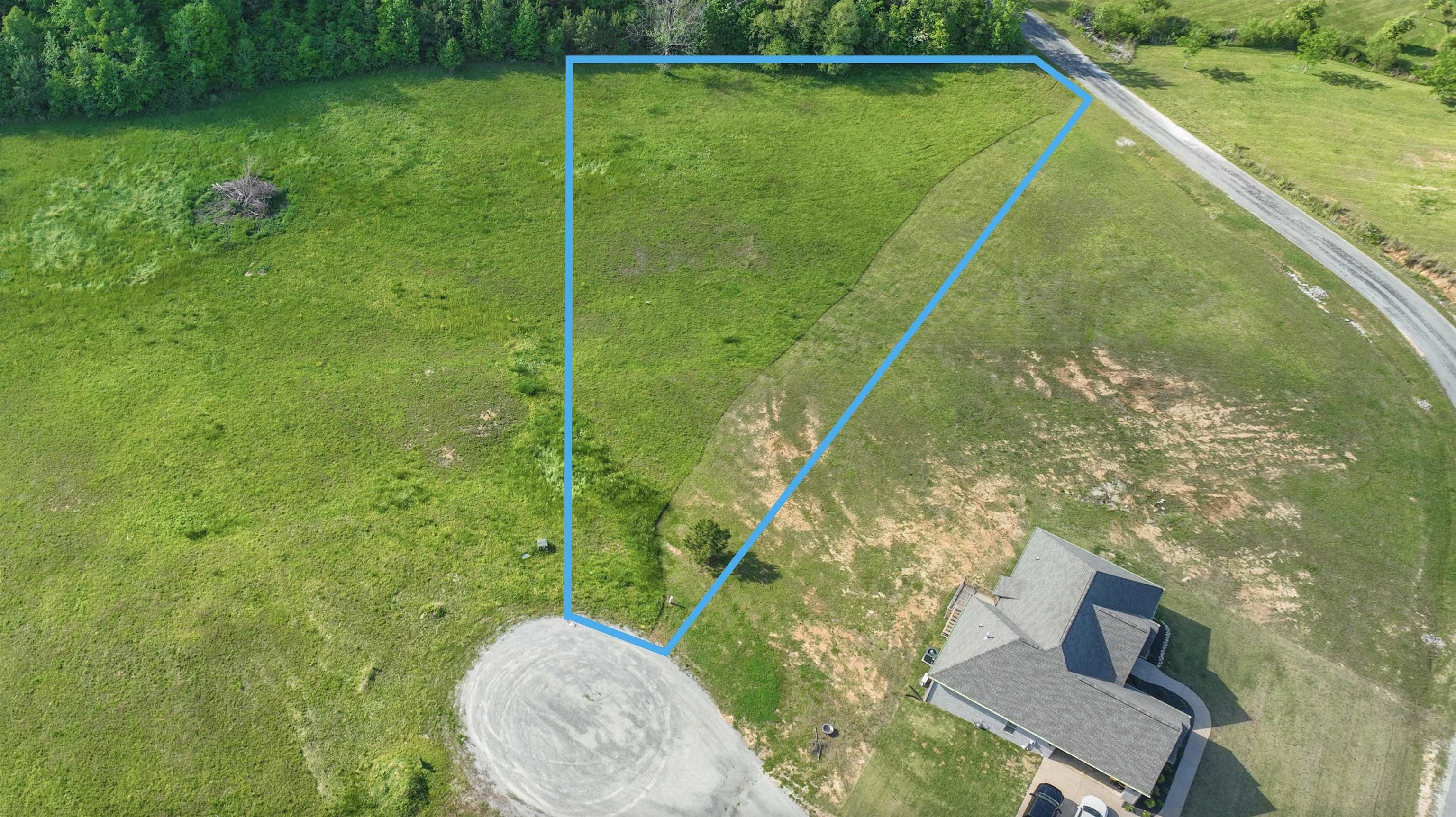 Drone / aerial view featuring a rural view