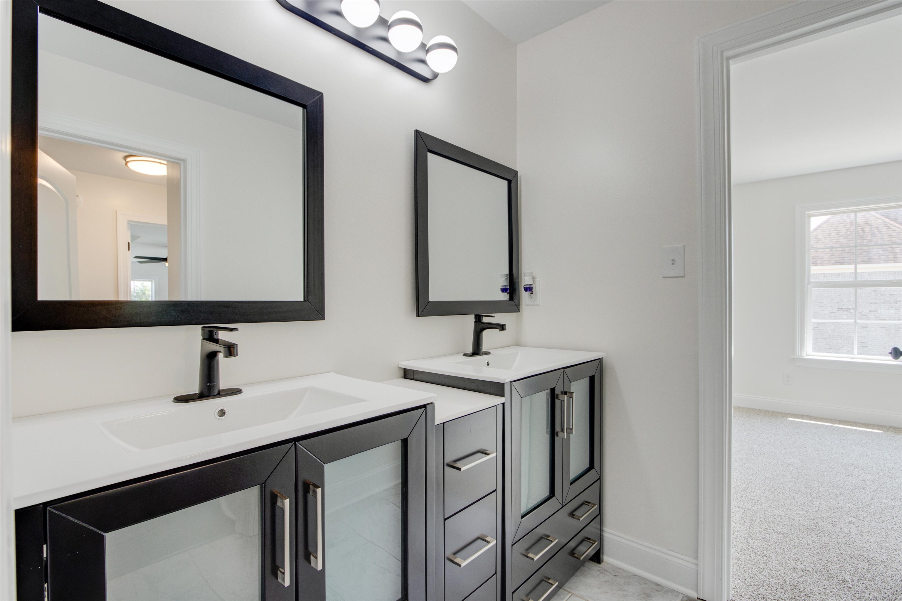 Bathroom with double sink vanity