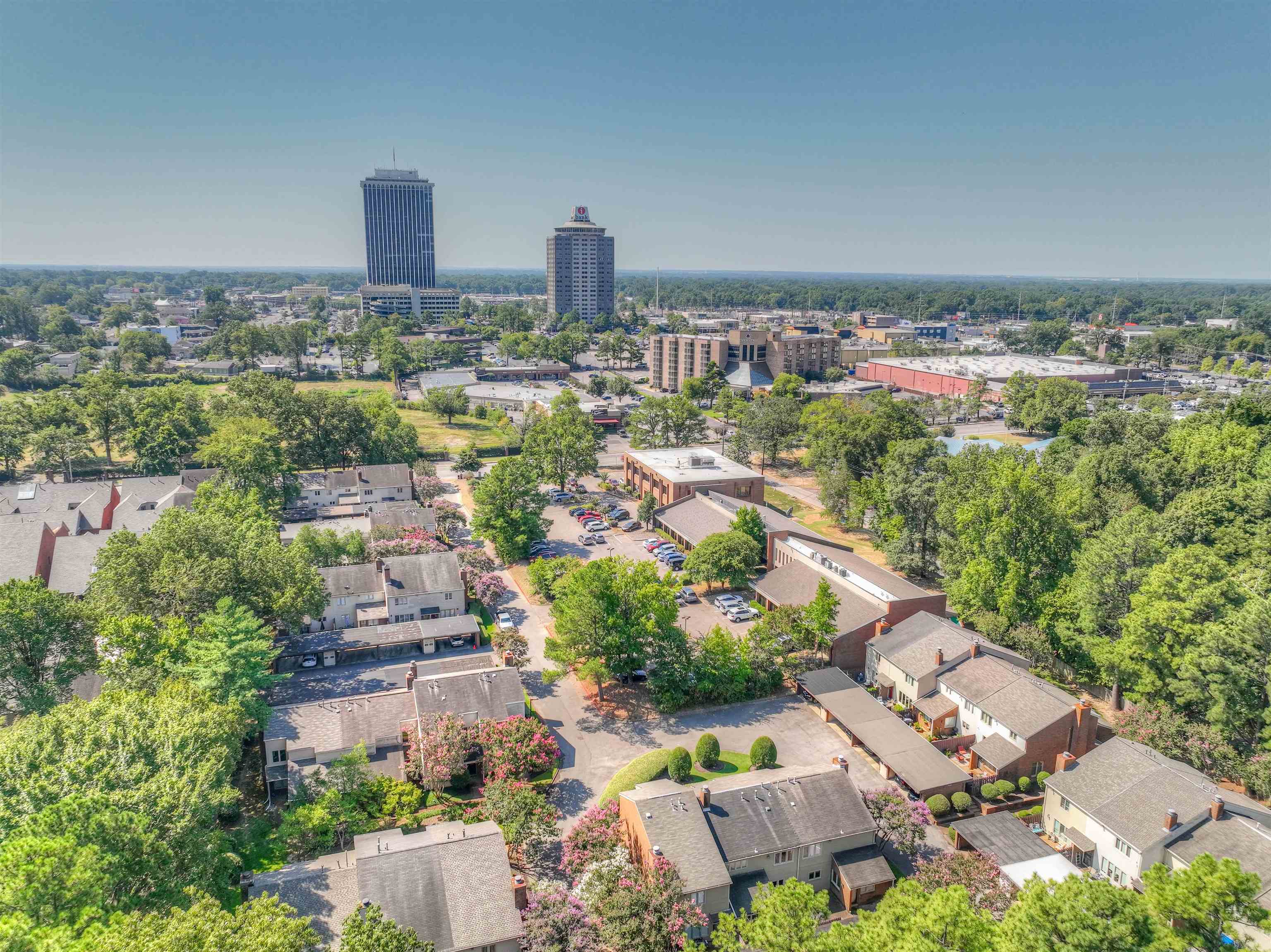 Birds eye view of property