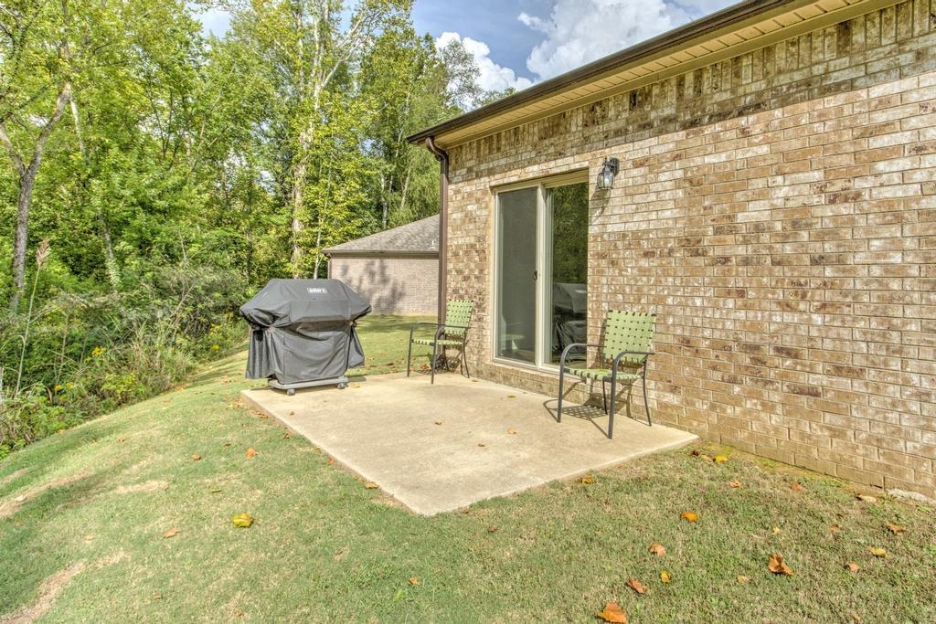 View of patio / terrace with area for grilling