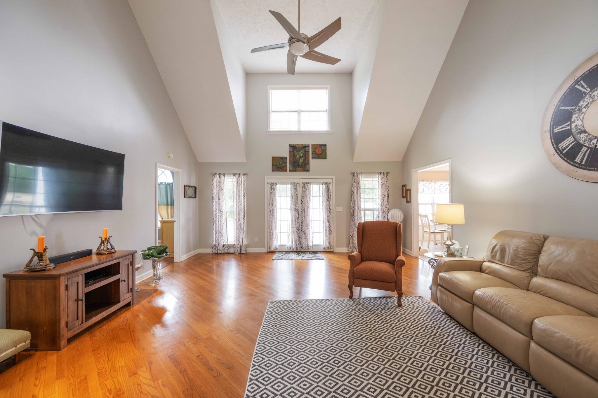 60 Park, Lexington, Tennessee image 17
