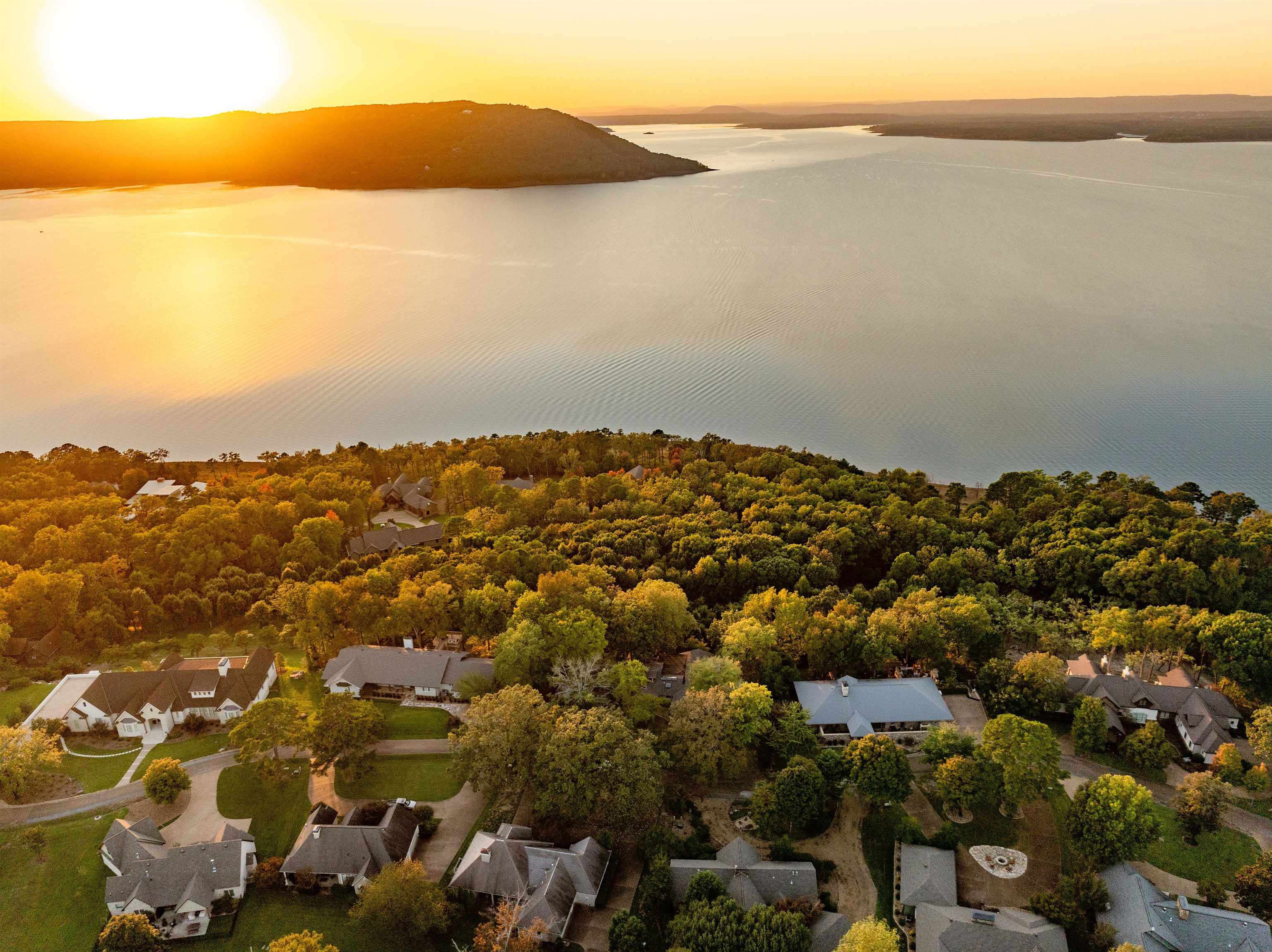 821 Rock Ledge, Heber Springs, Arkansas image 1